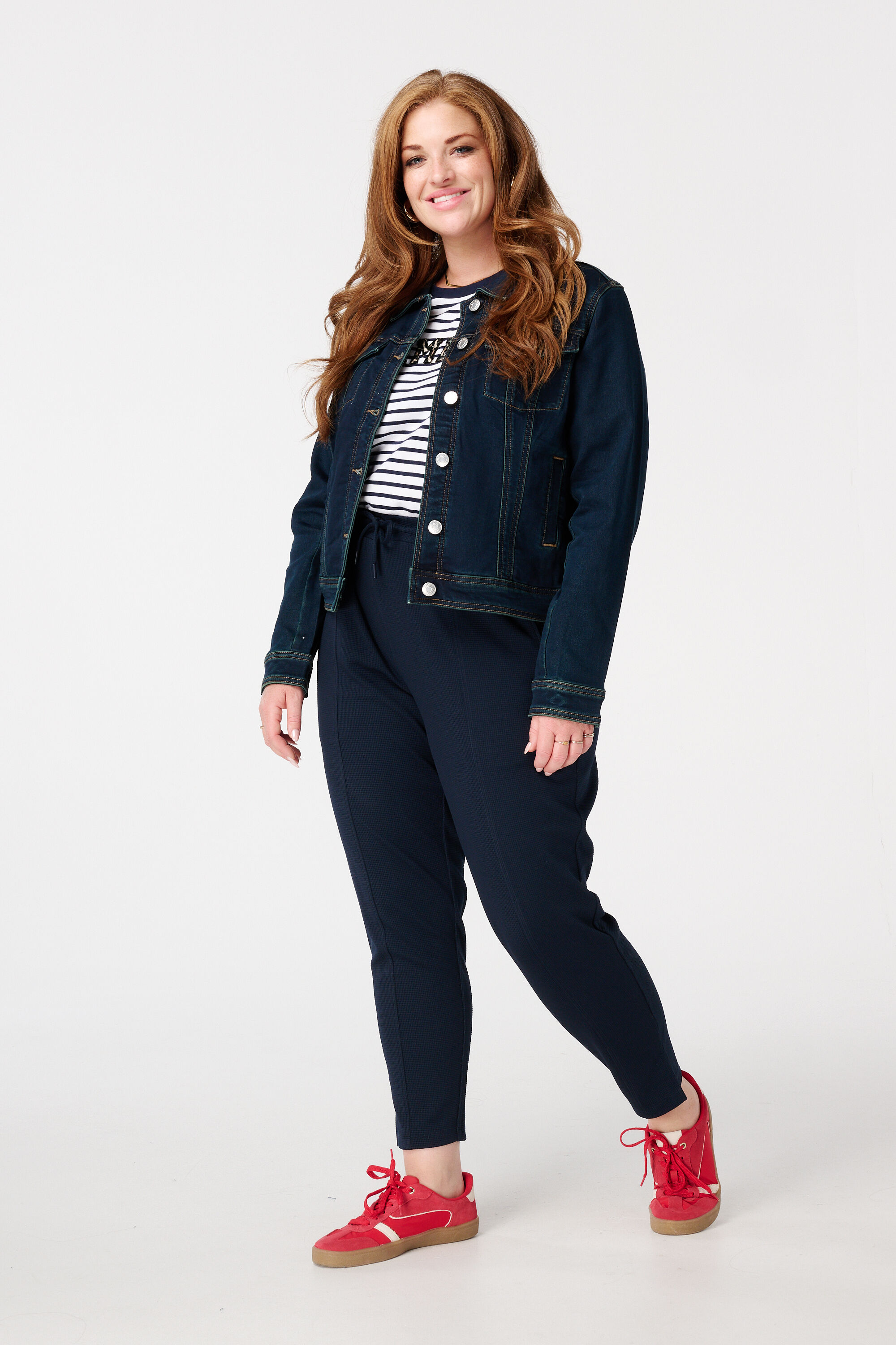 Cazadora vaquera azul oscuro el&aacute;stica image number 5