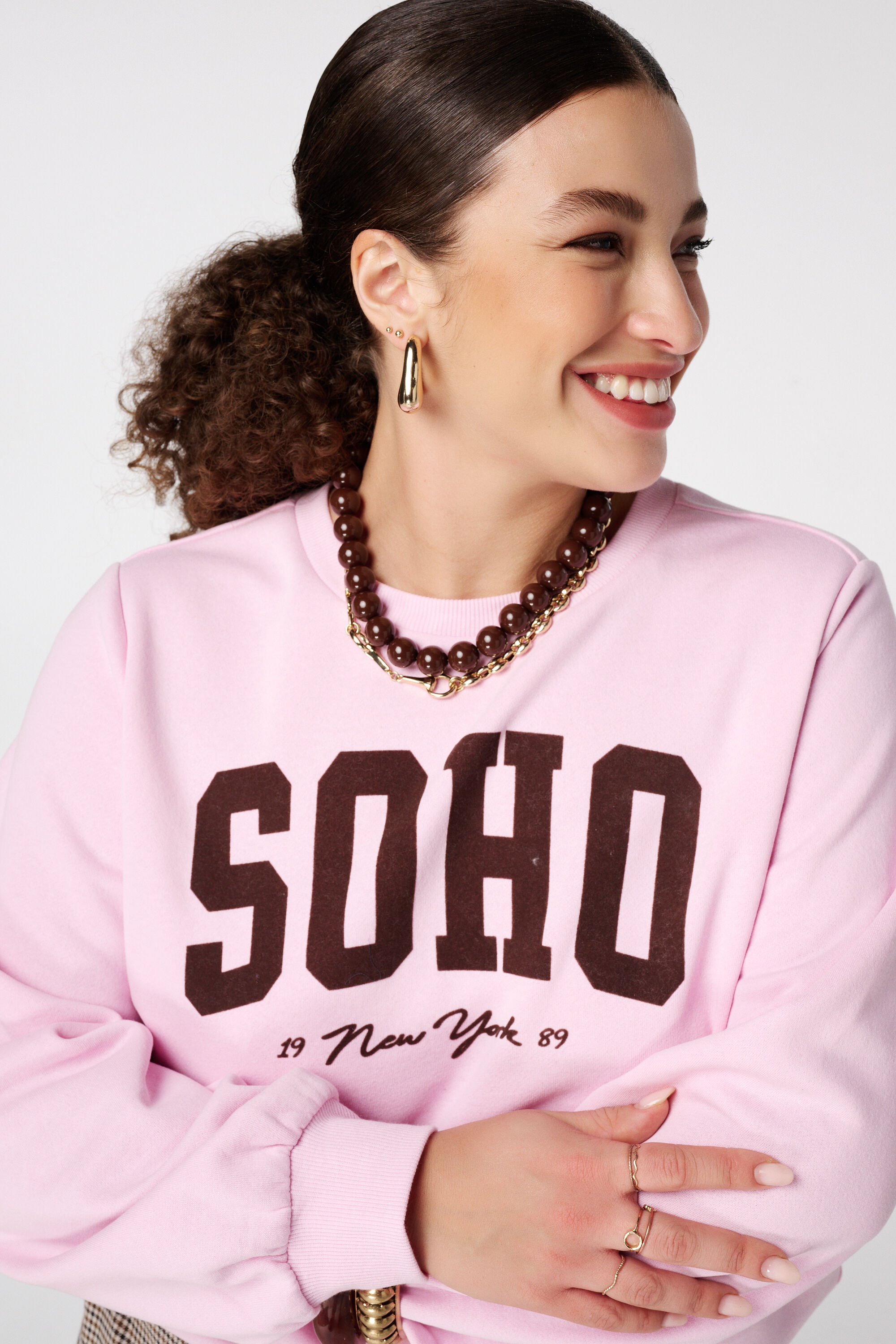 Sudadera con texto image number 4