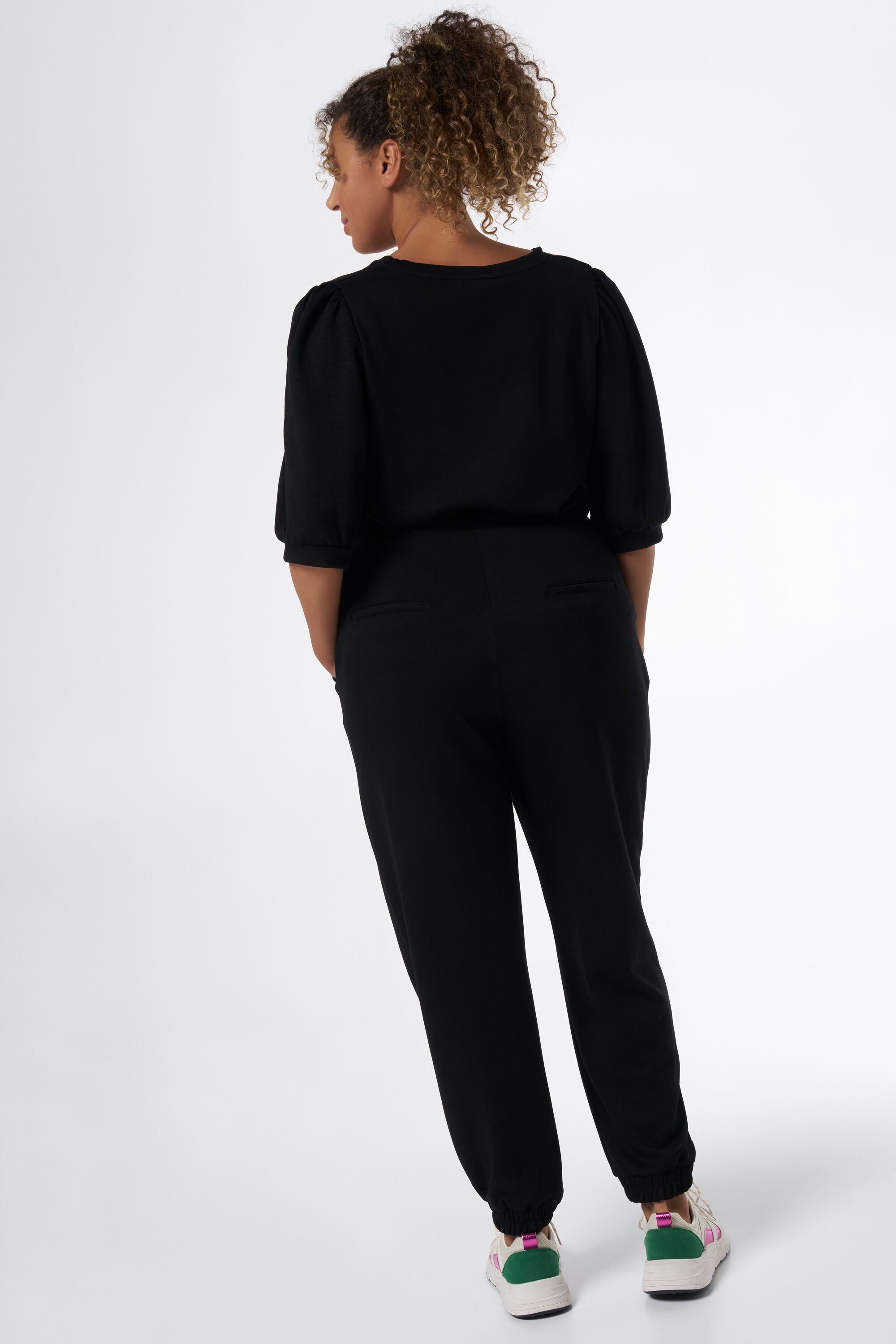 Pantalones el&aacute;sticos image number 3