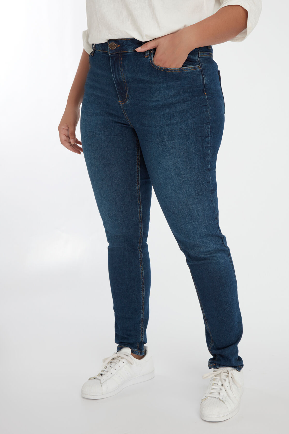 Vaqueros de pitillo IRIS image number 6