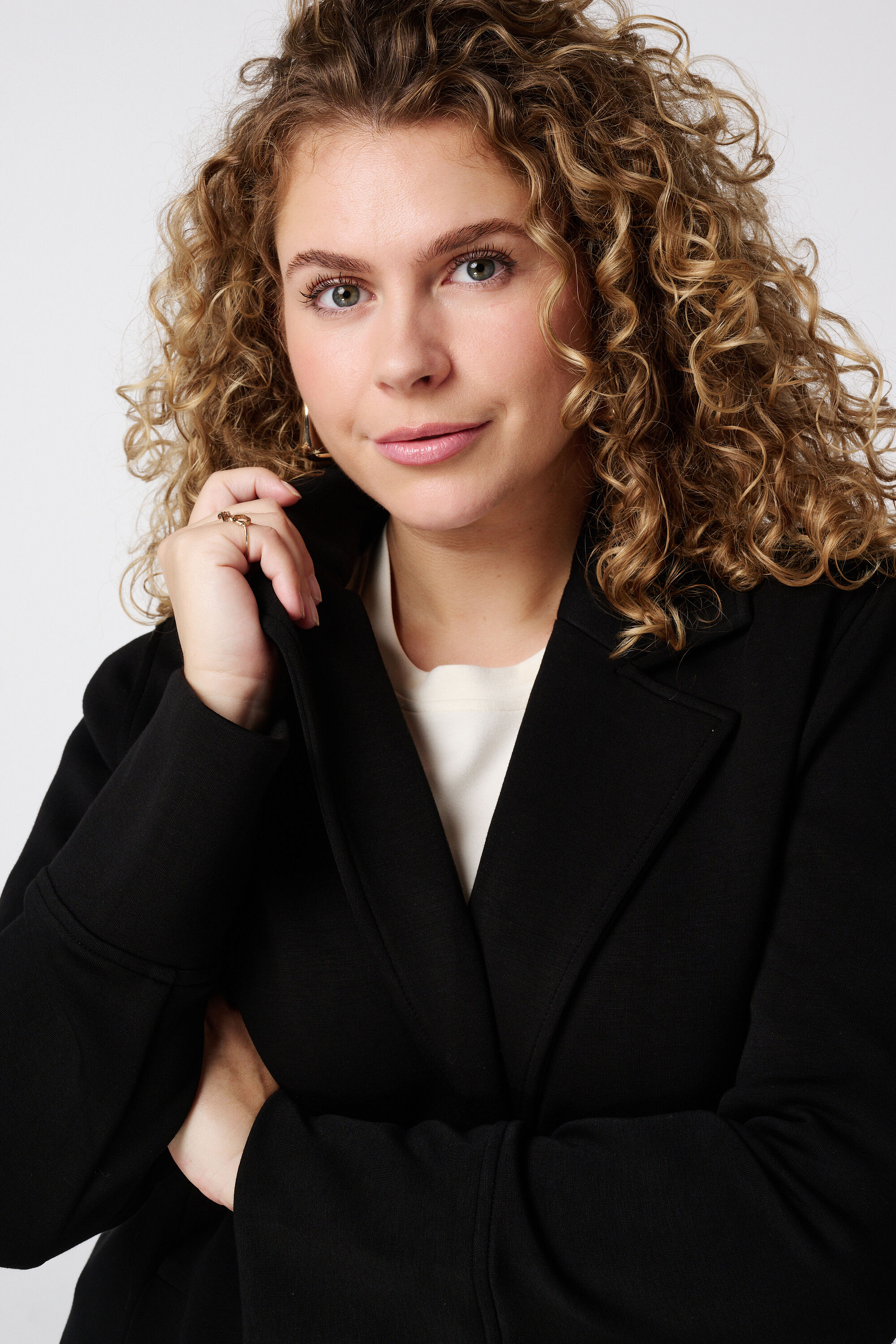 Abrigo con cierre con botones image number 4