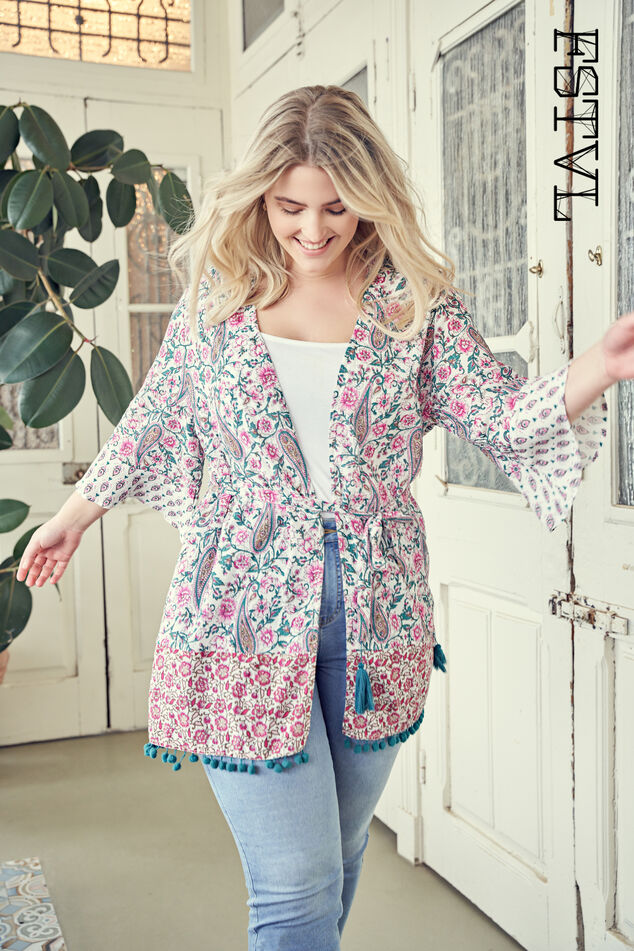 Kimono con estampado colorido image number 0