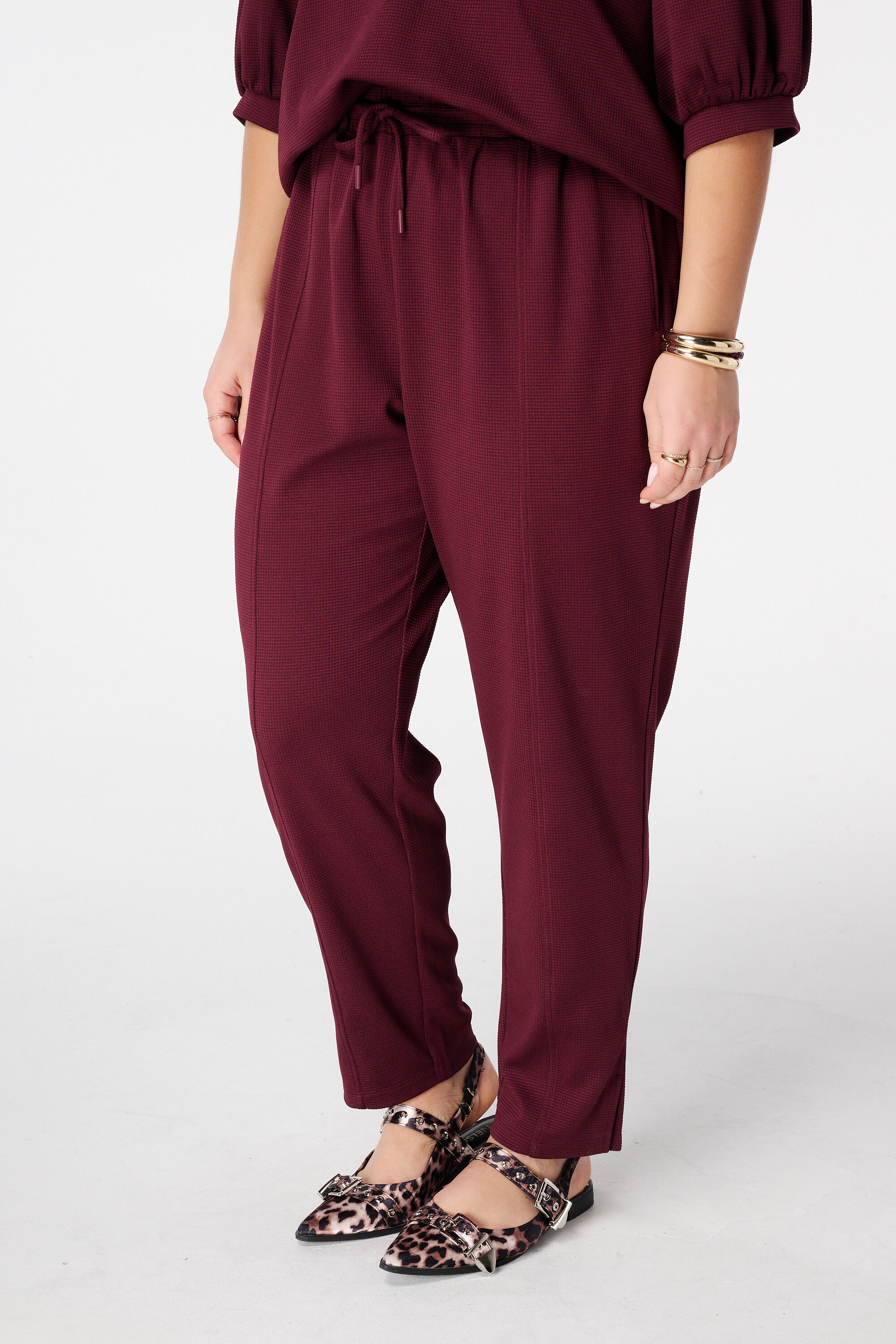 Pantalones con cord&oacute;n ajustable image number 5