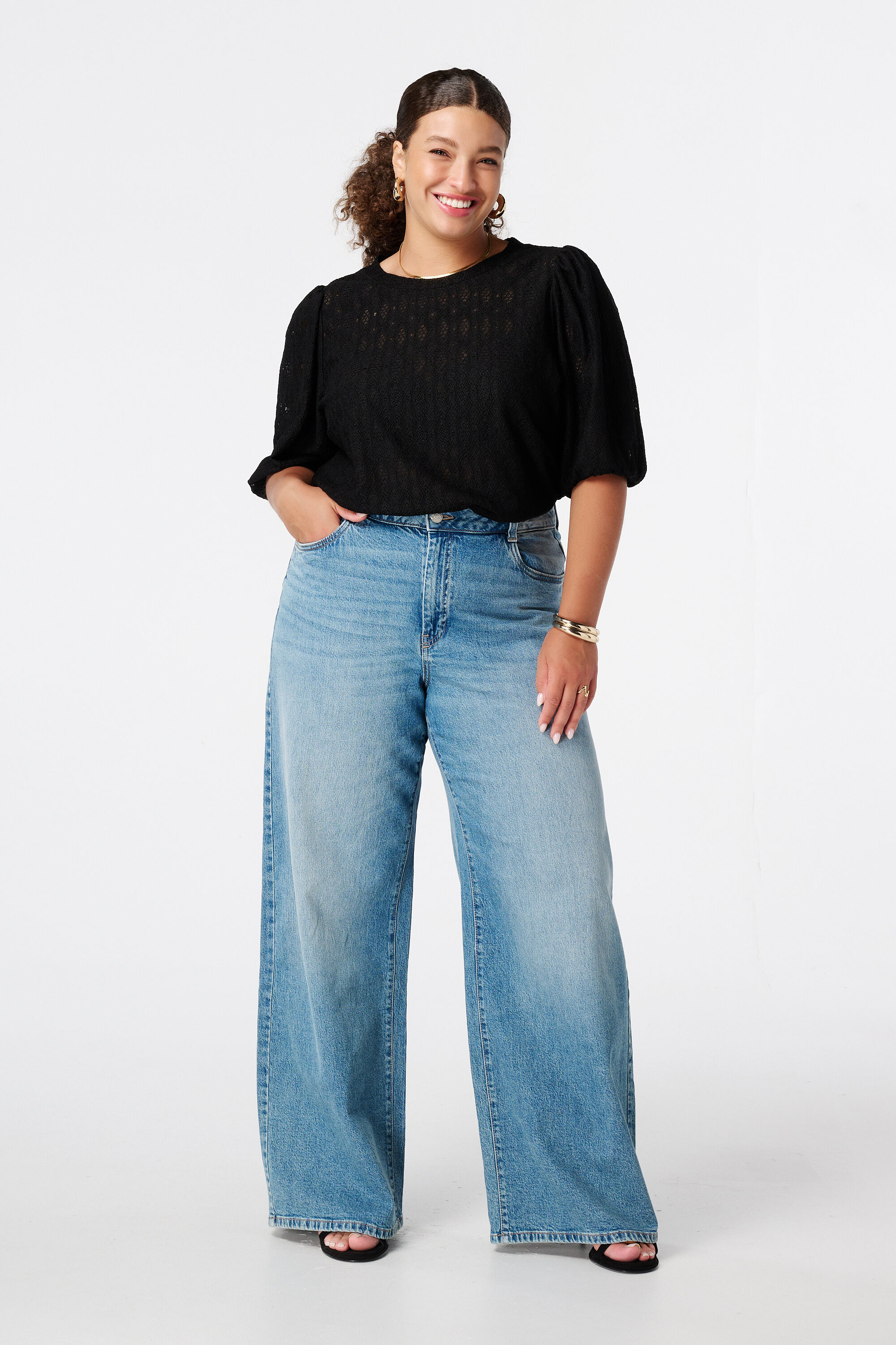 Top de encaje image number 5