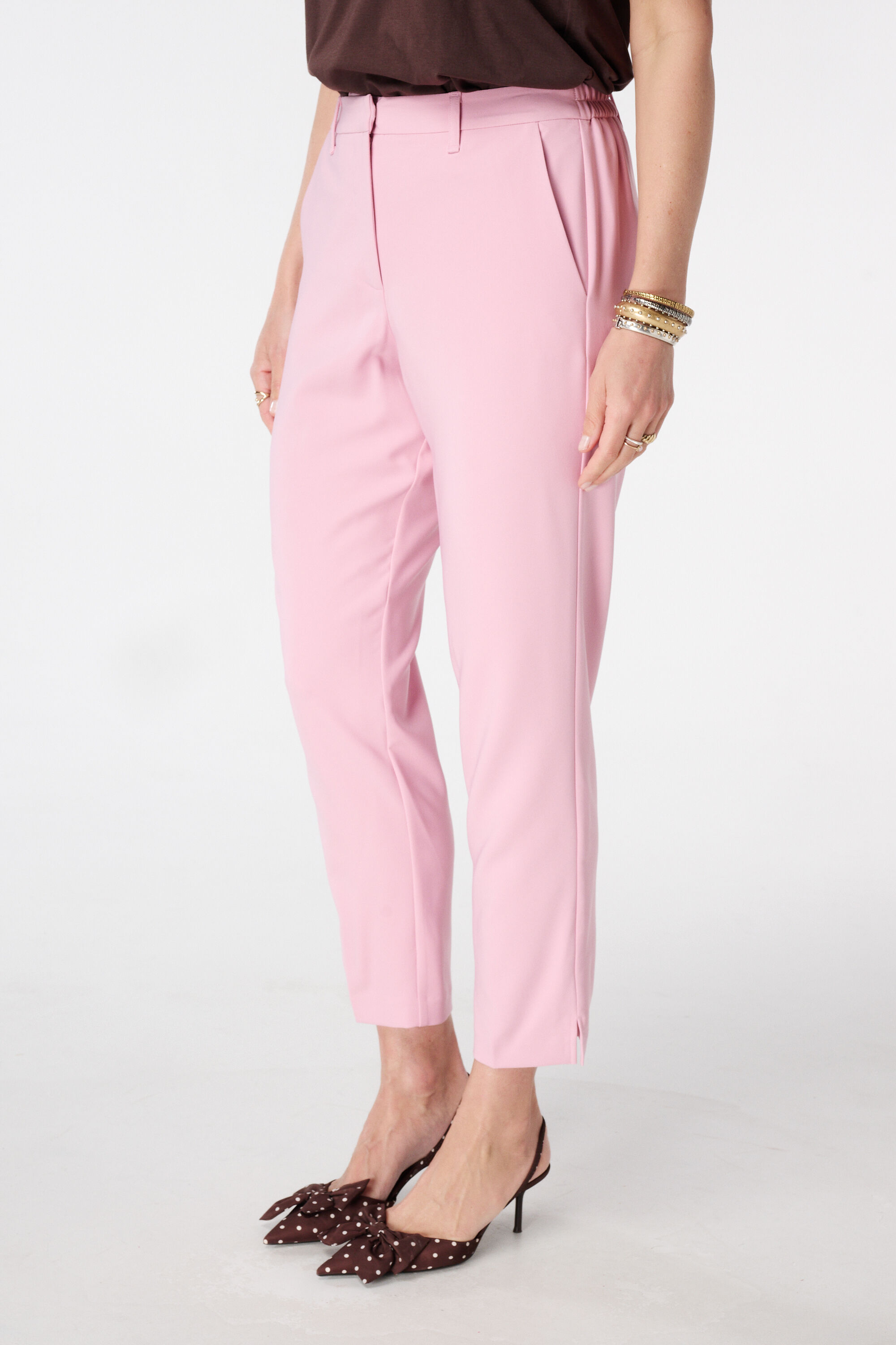 Pantal&oacute;n recto con cintura el&aacute;stica image number 5