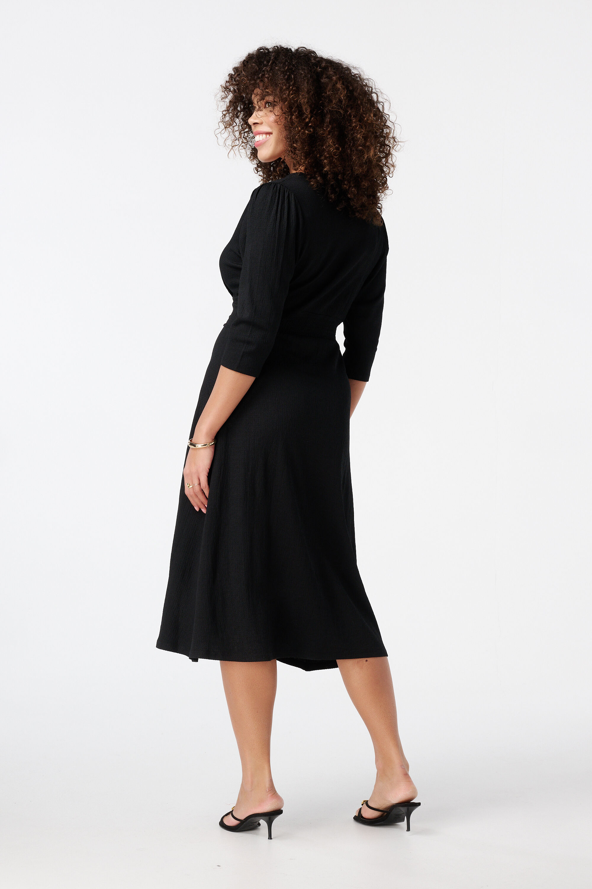 Vestido midi con textura image number 3