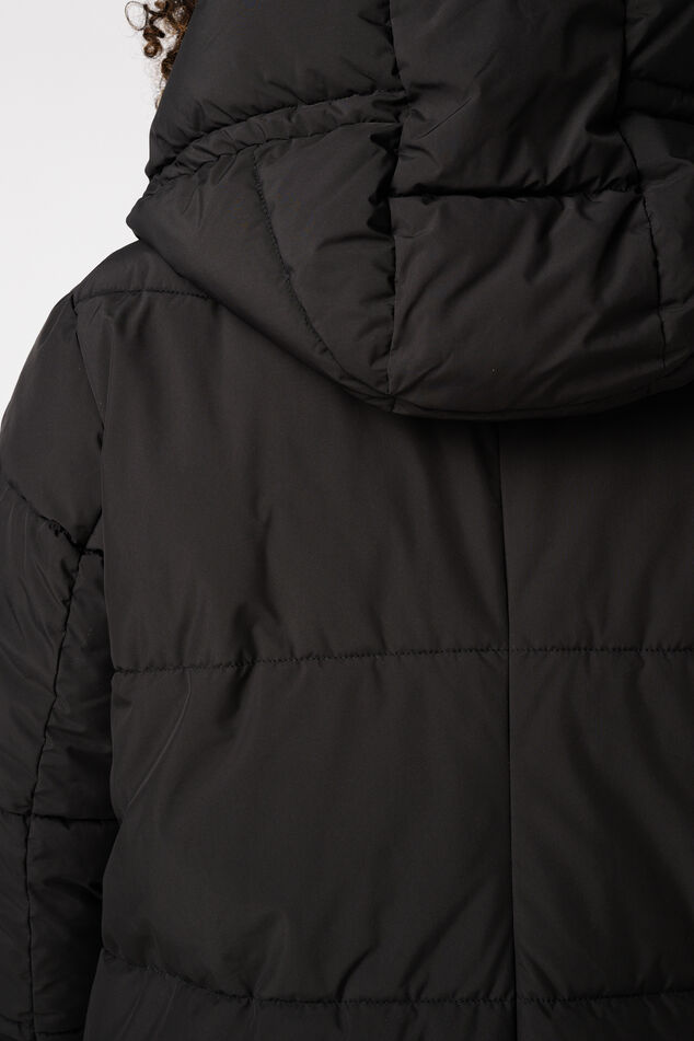 Chaqueta con capucha image number 6