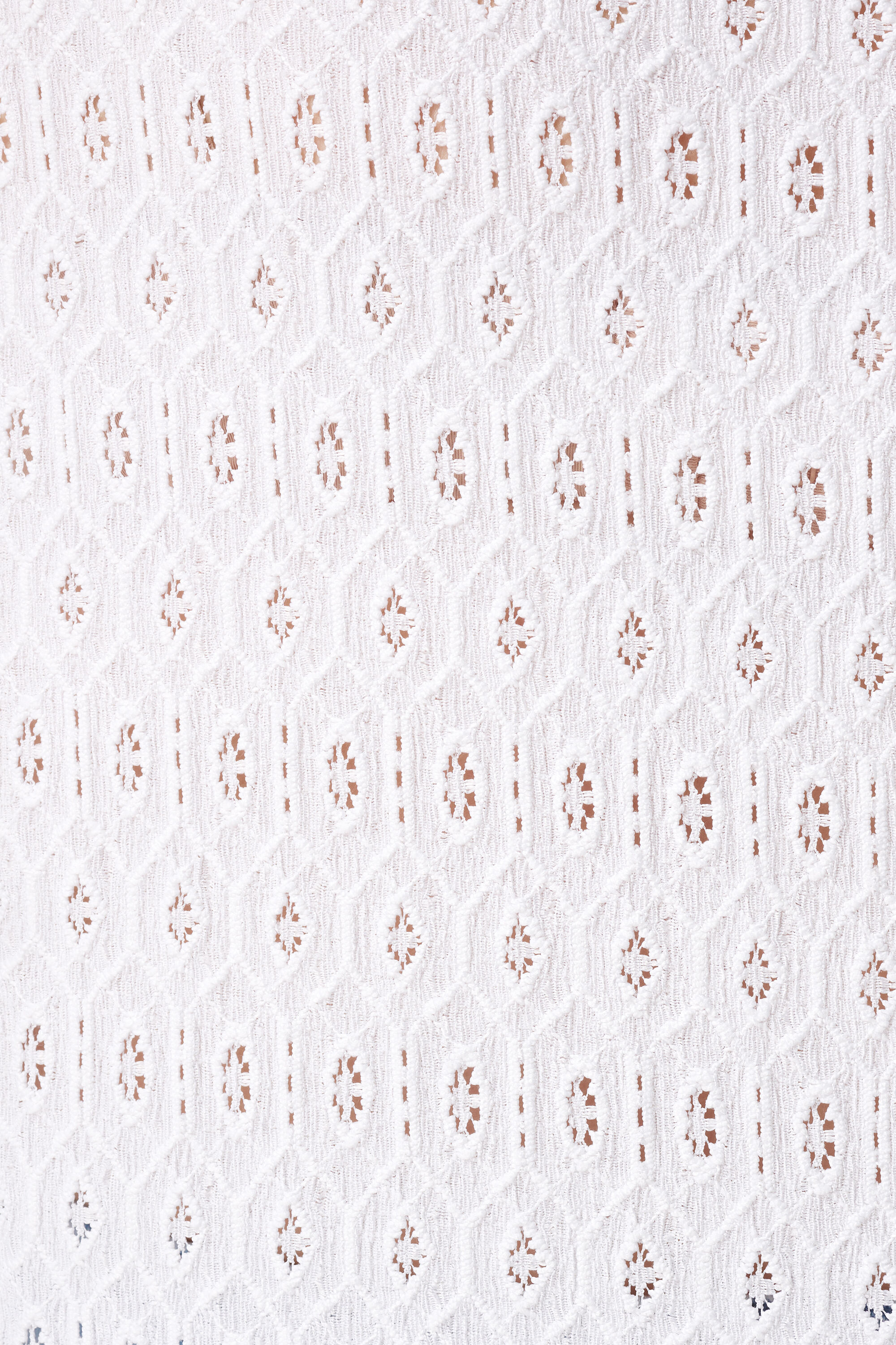 Top con patr&oacute;n calado image number 6