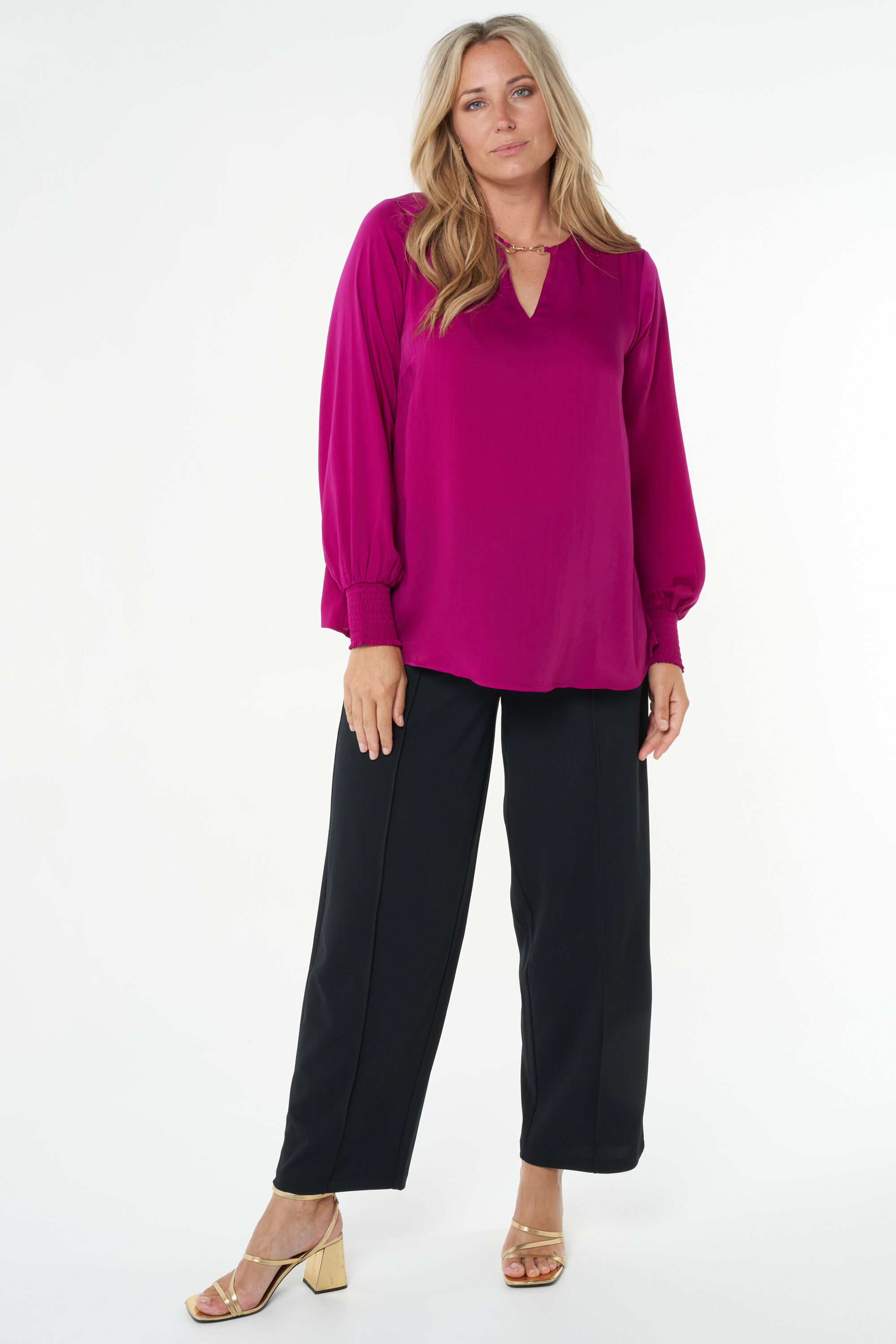 Blusa de sat&eacute;n  image number 6