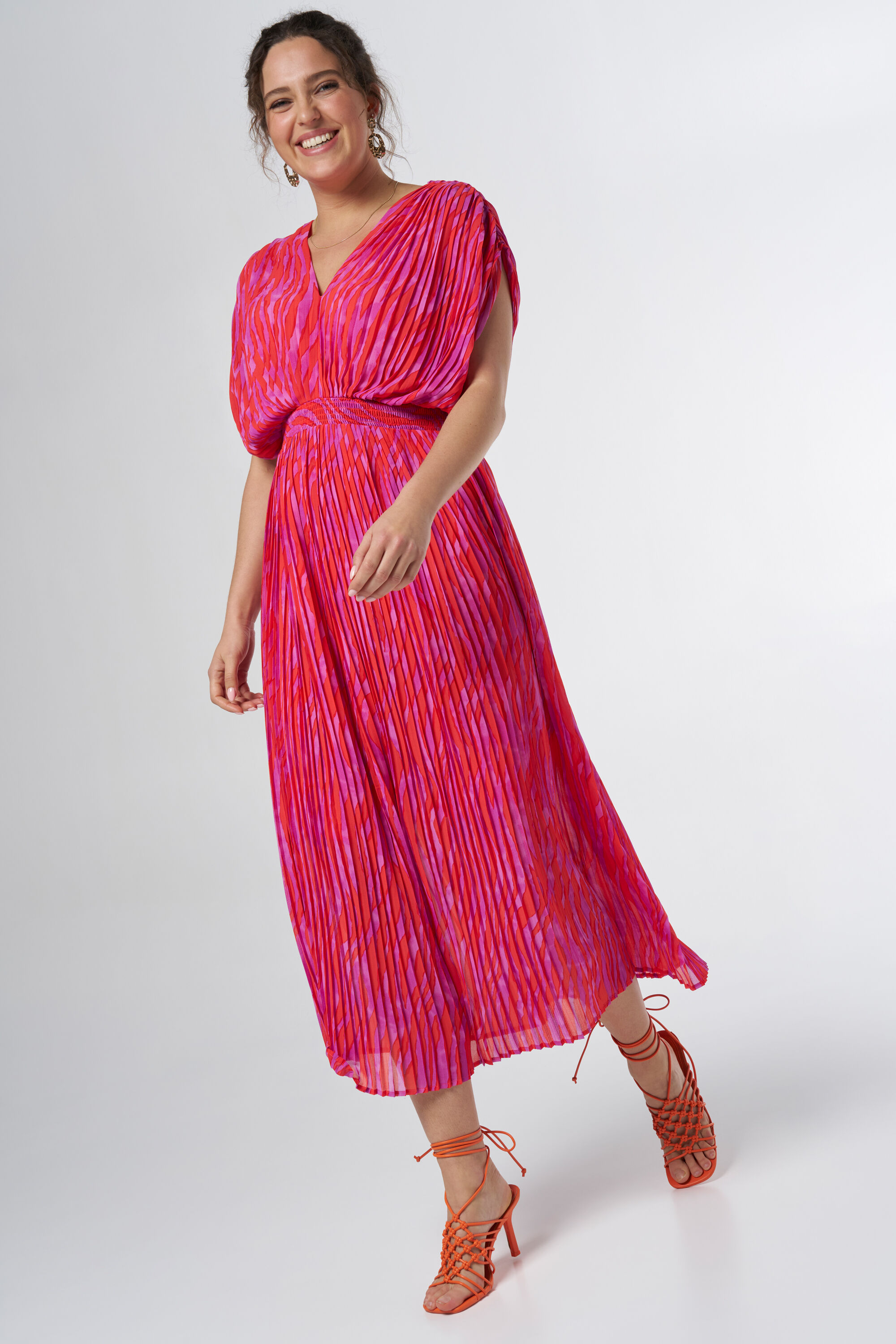 Vestido con estampado image number 6