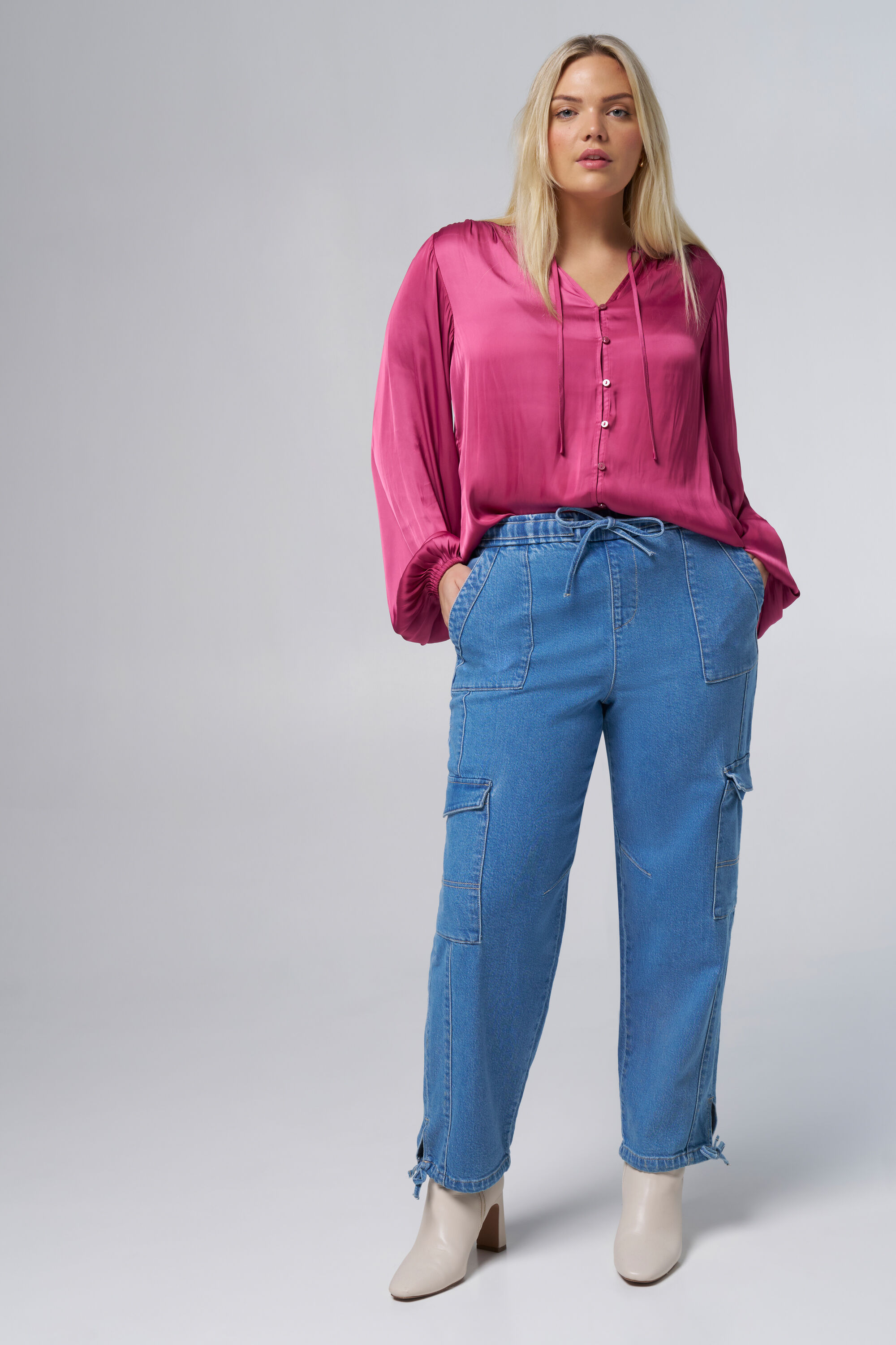 Blusa con cord&oacute;n image number 5