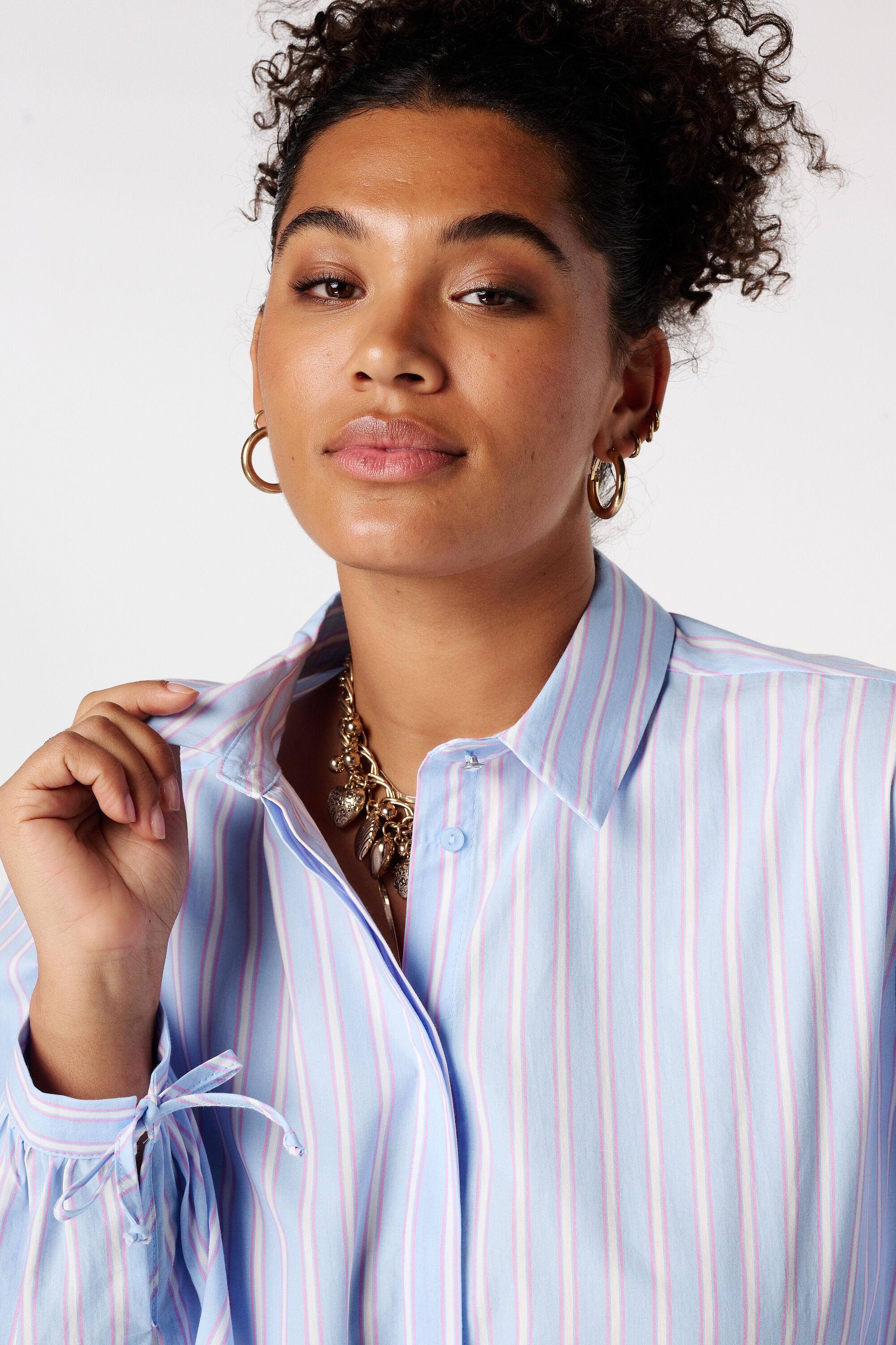 Blusa a rayas image number 4