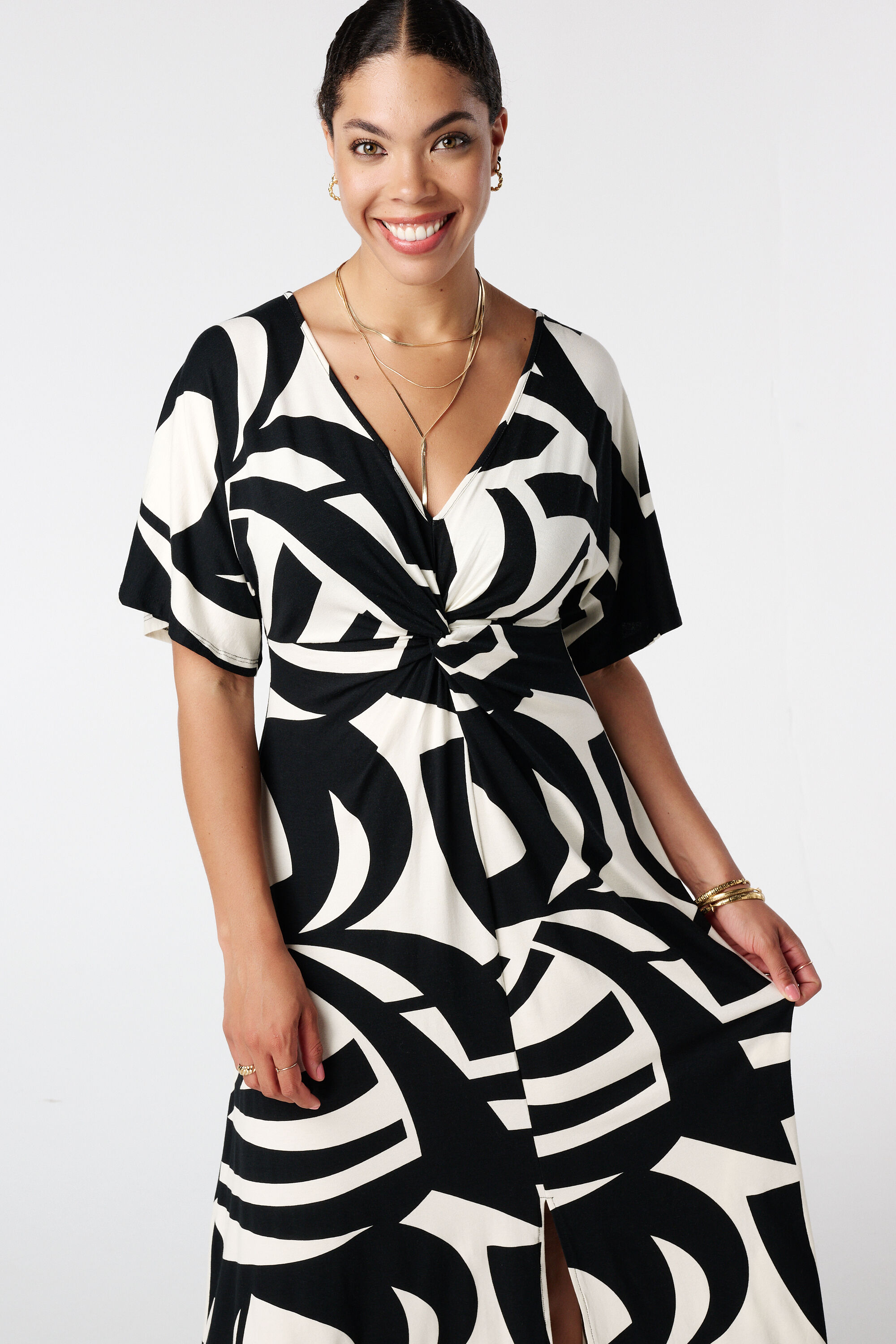 Vestido largo con estampado  image number 4