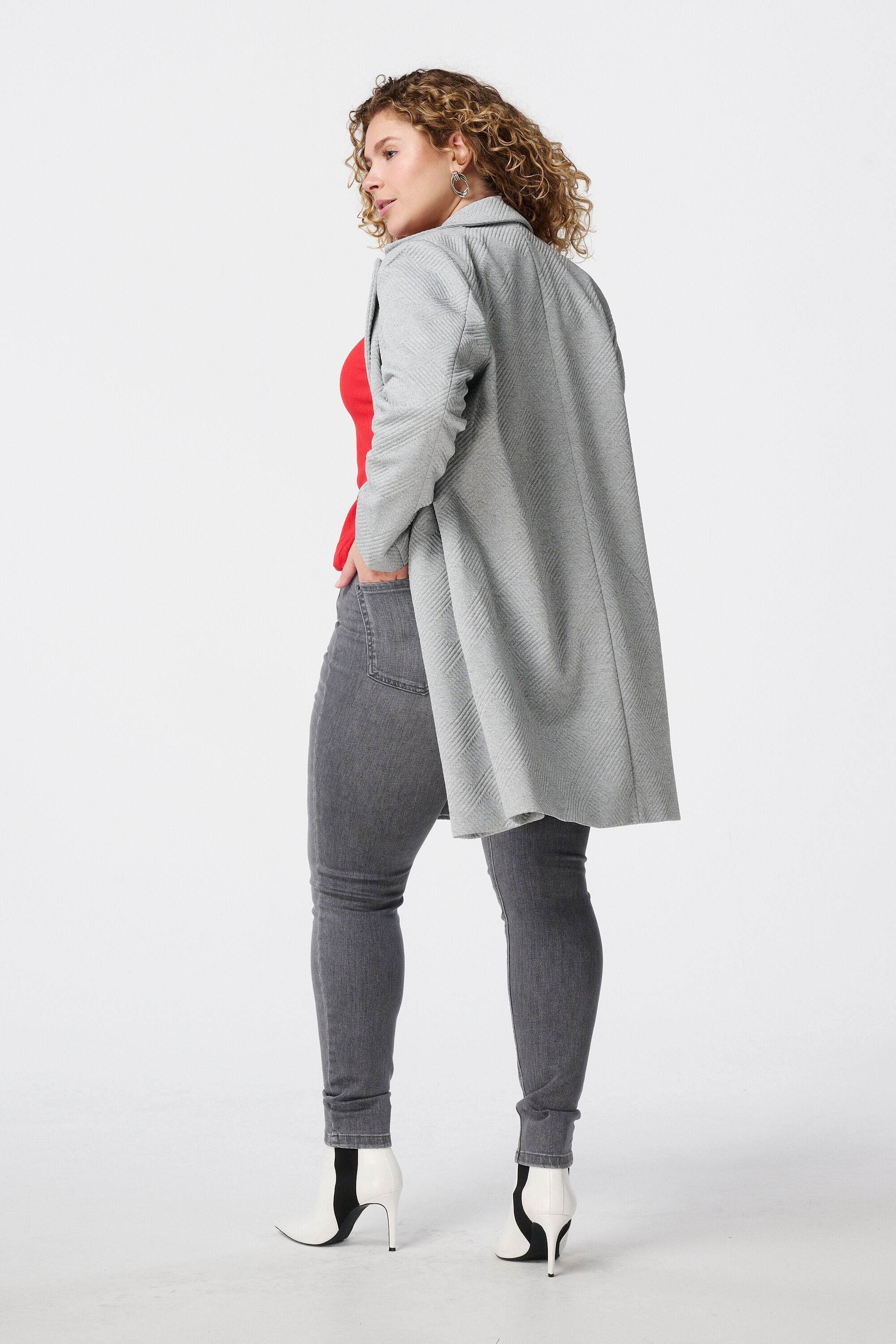 Abrigo con textura image number 3