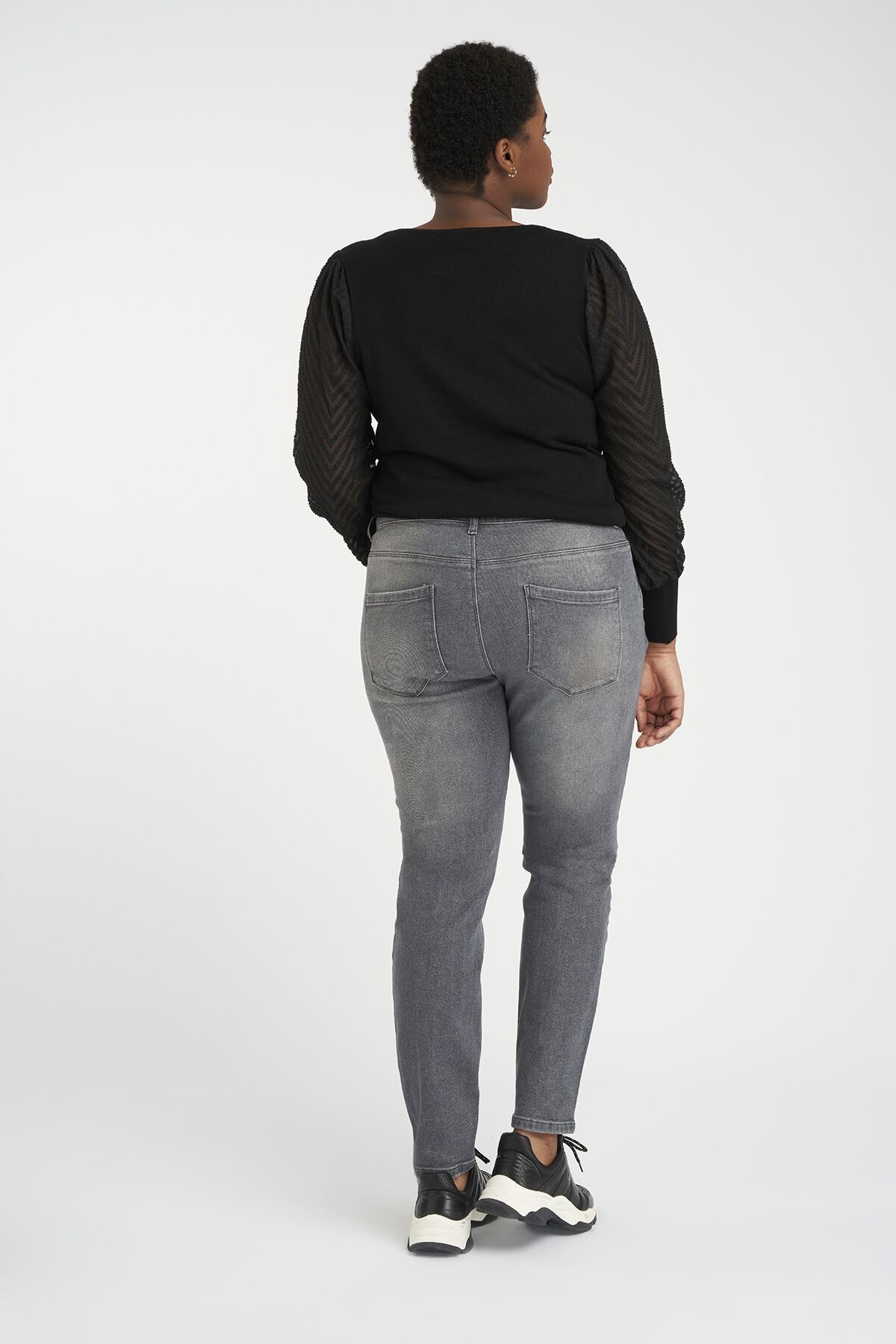 Vaqueros desgastados image number 3