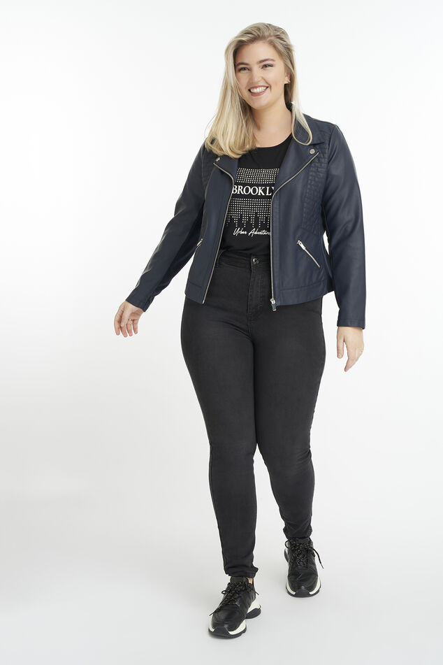 Chaqueta de cuero sintético  image number 5