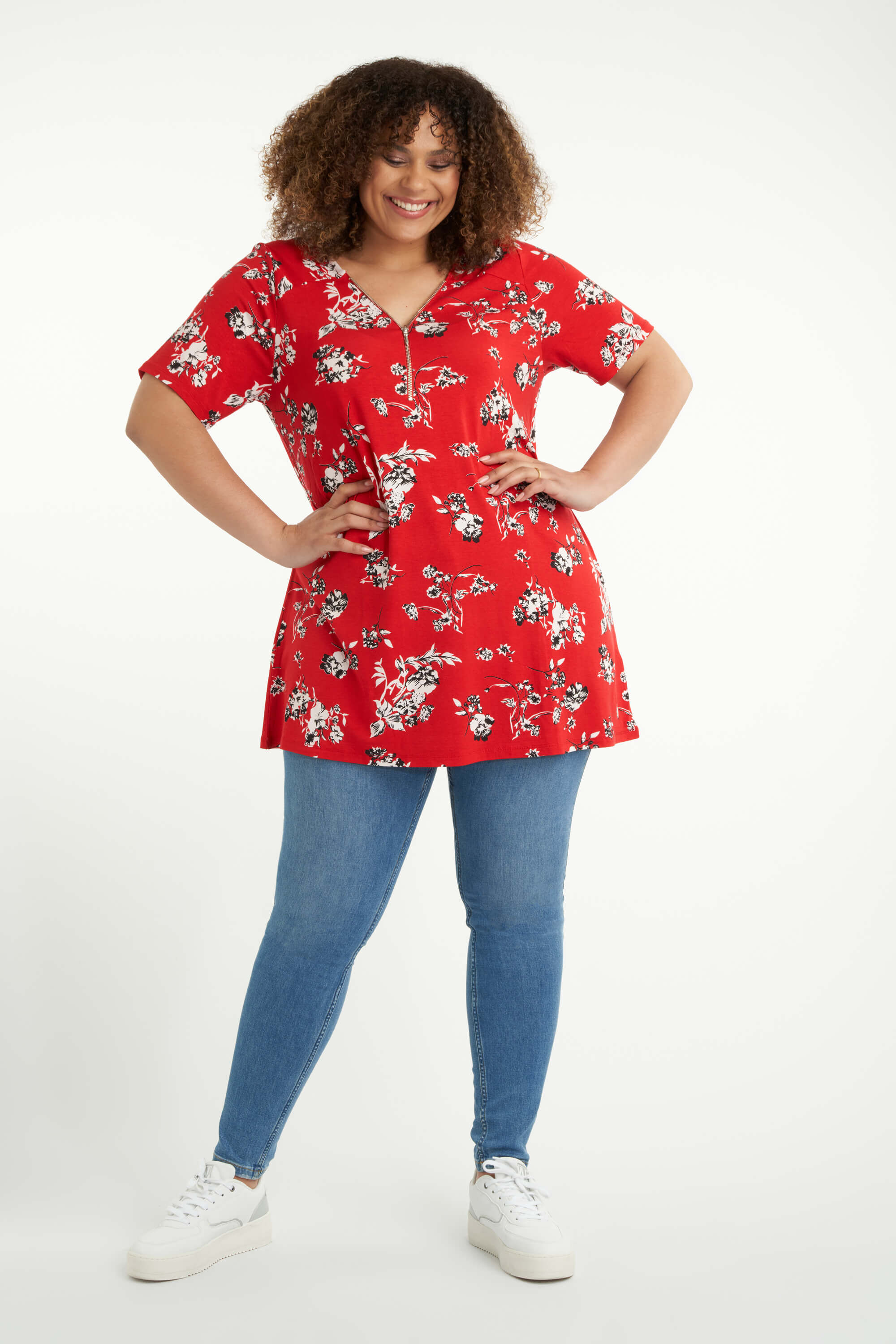 Top con estampado image number 5