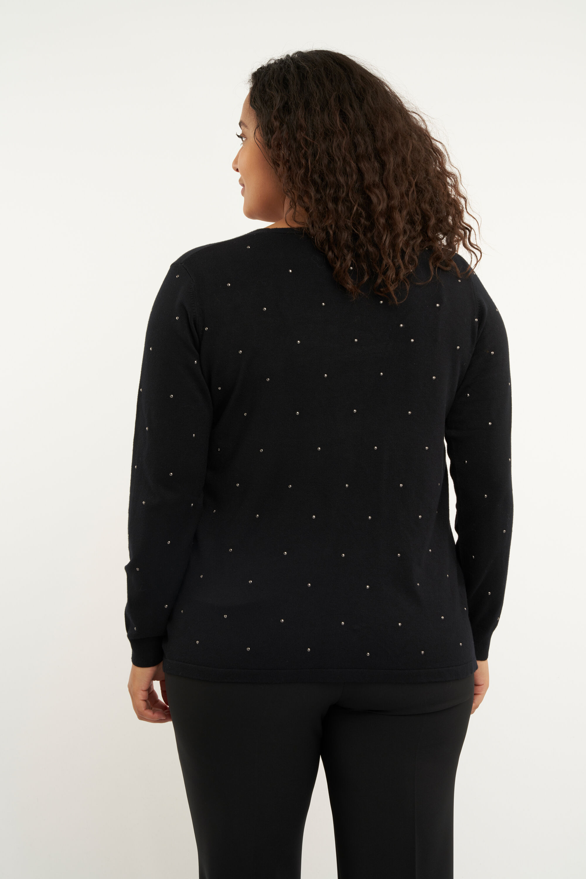 C&aacute;rdigan con tachuelas  image number 3