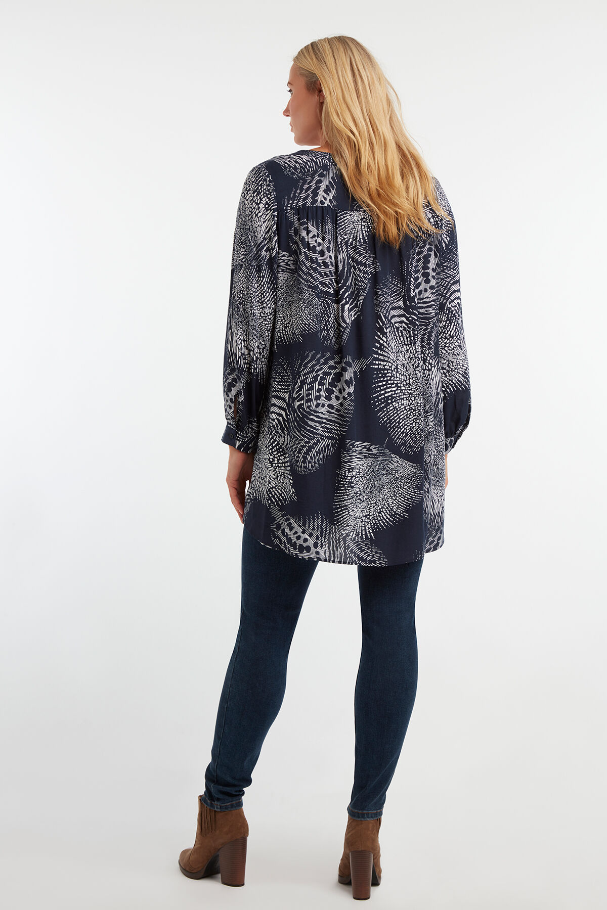 Blusa con estampado image number 4