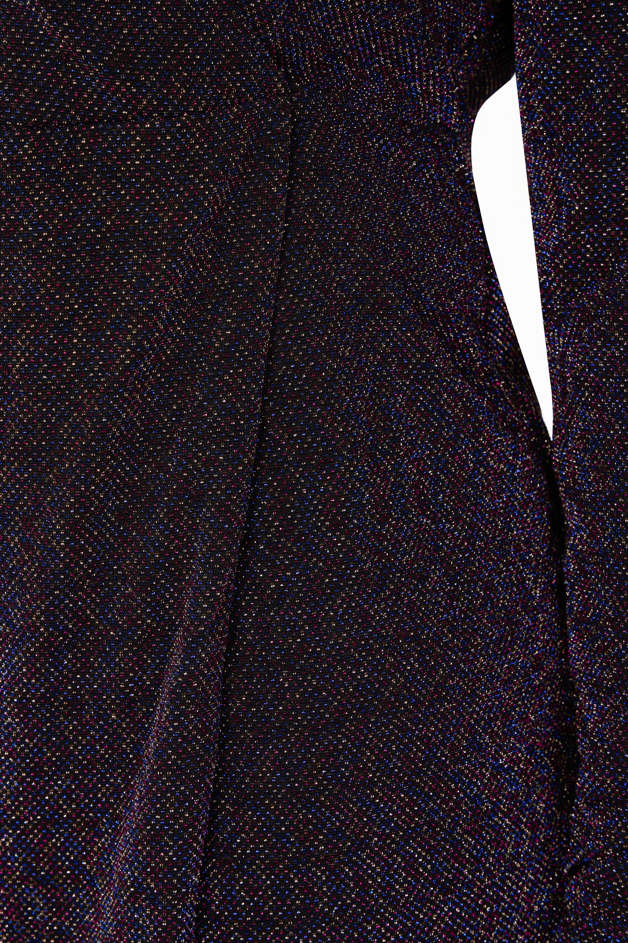 Vestido con detalles brillantes image number 4