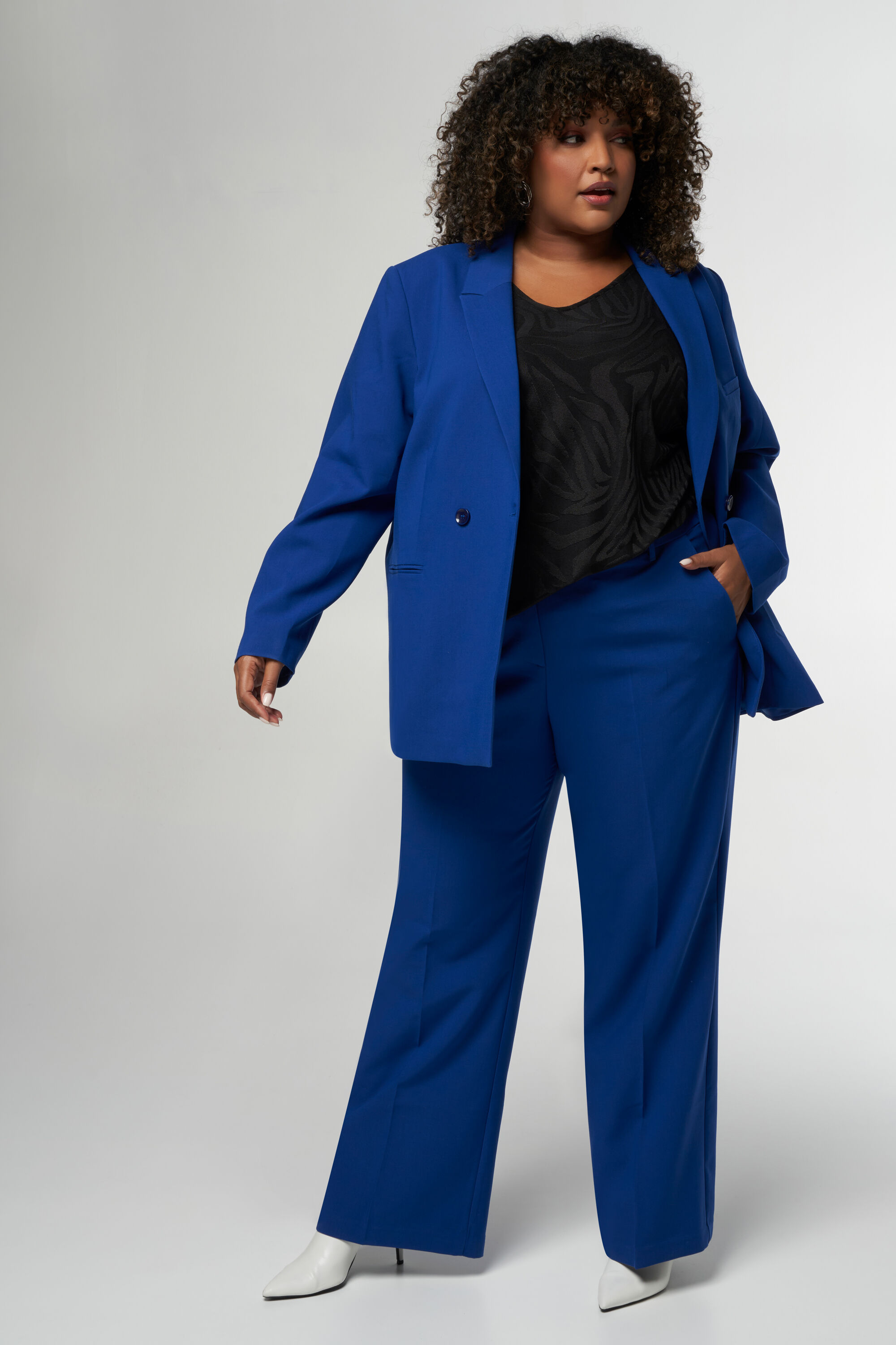 Blazer con cierre con botones image number 5