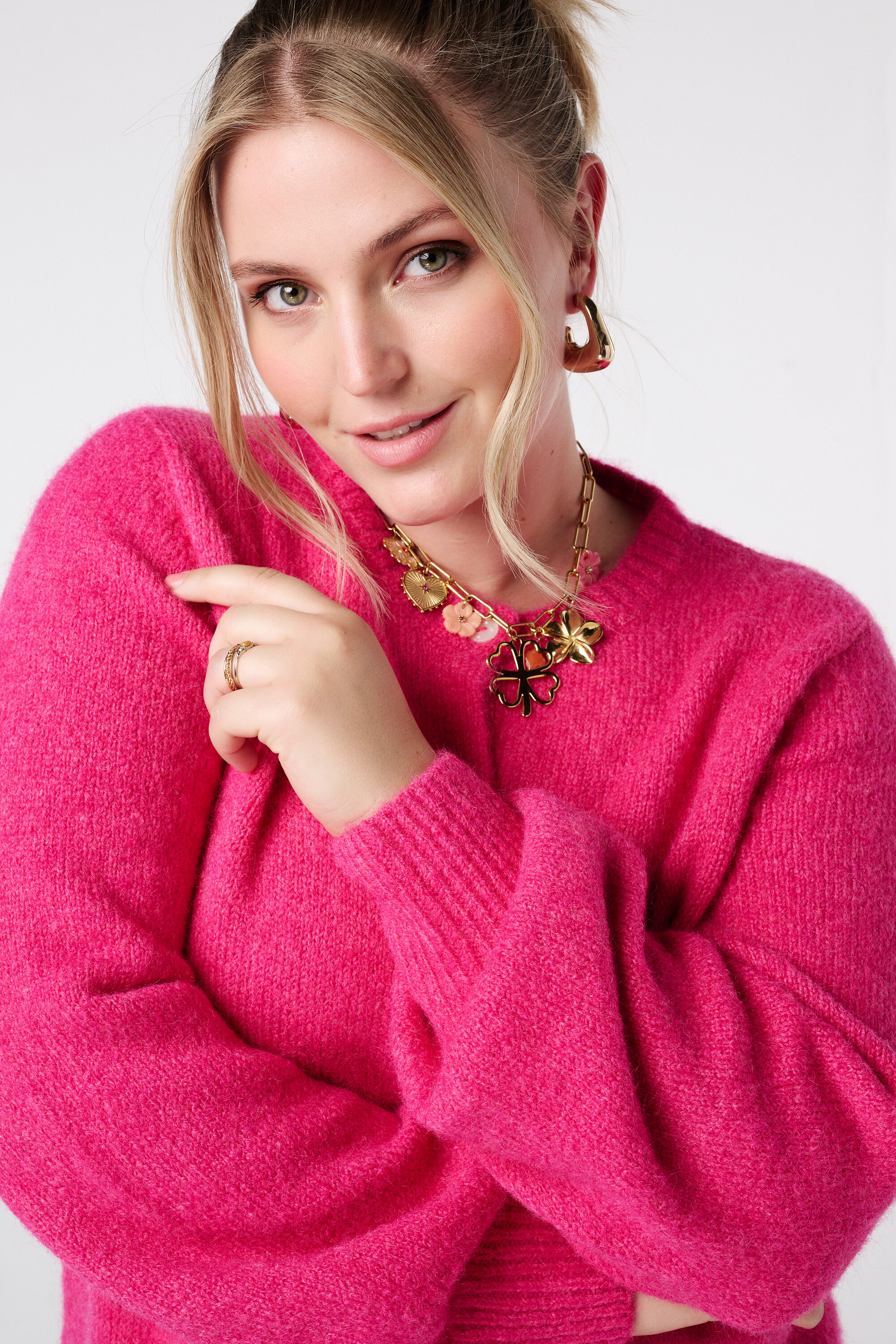 C&aacute;rdigan de punto fino con cierre de botones image number 4