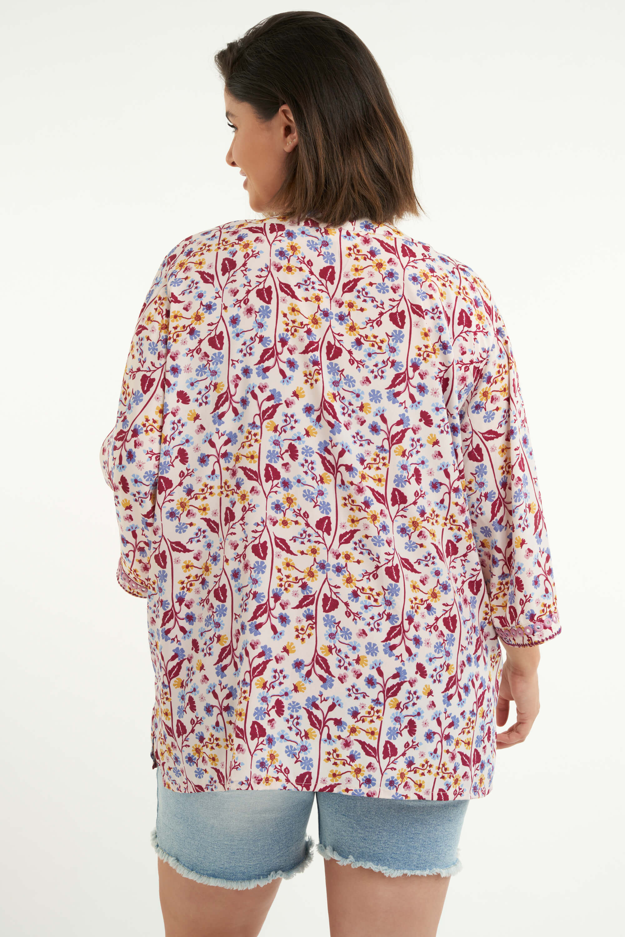 Kimono con estampado floral  image number 4