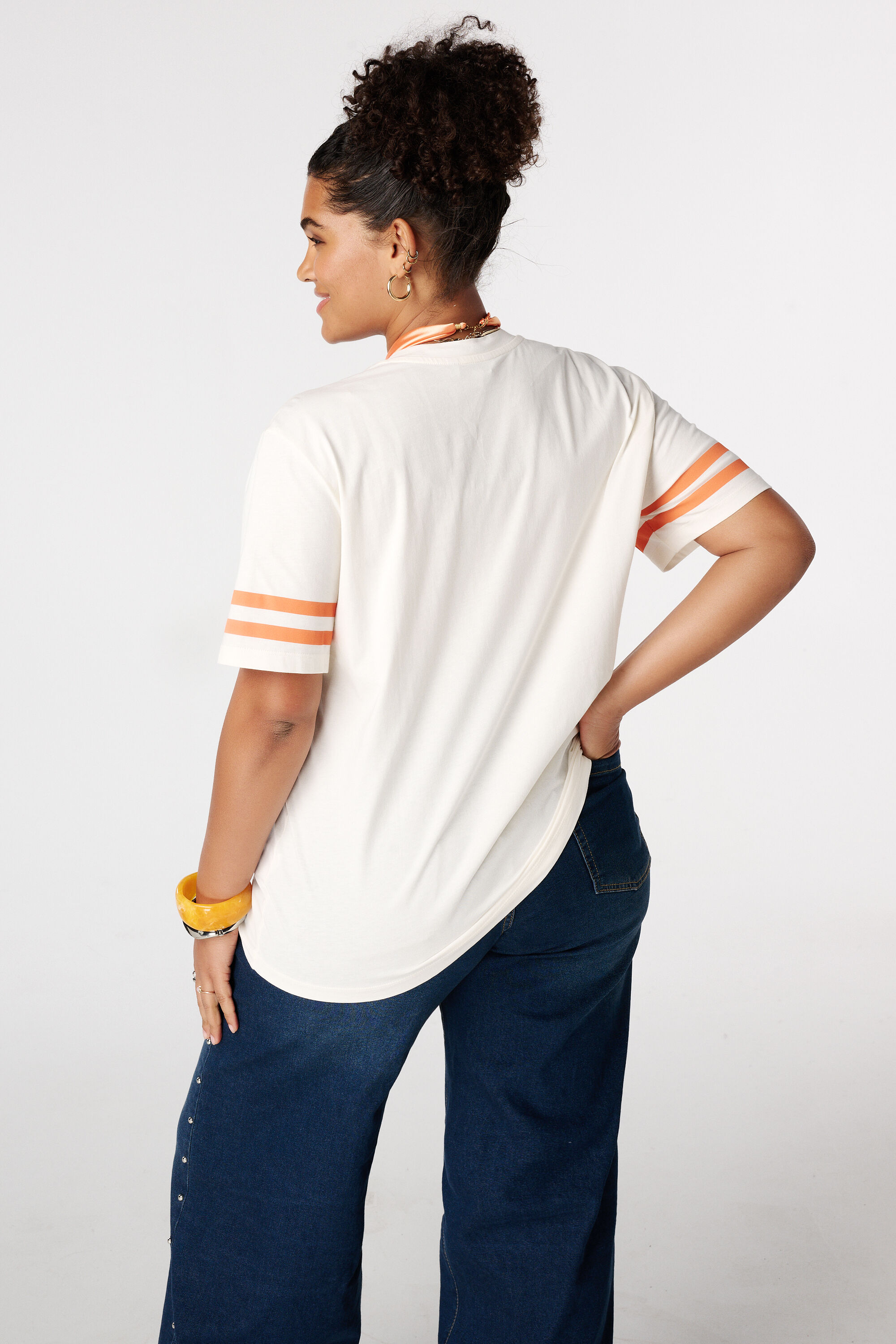 Camiseta con texto image number 3