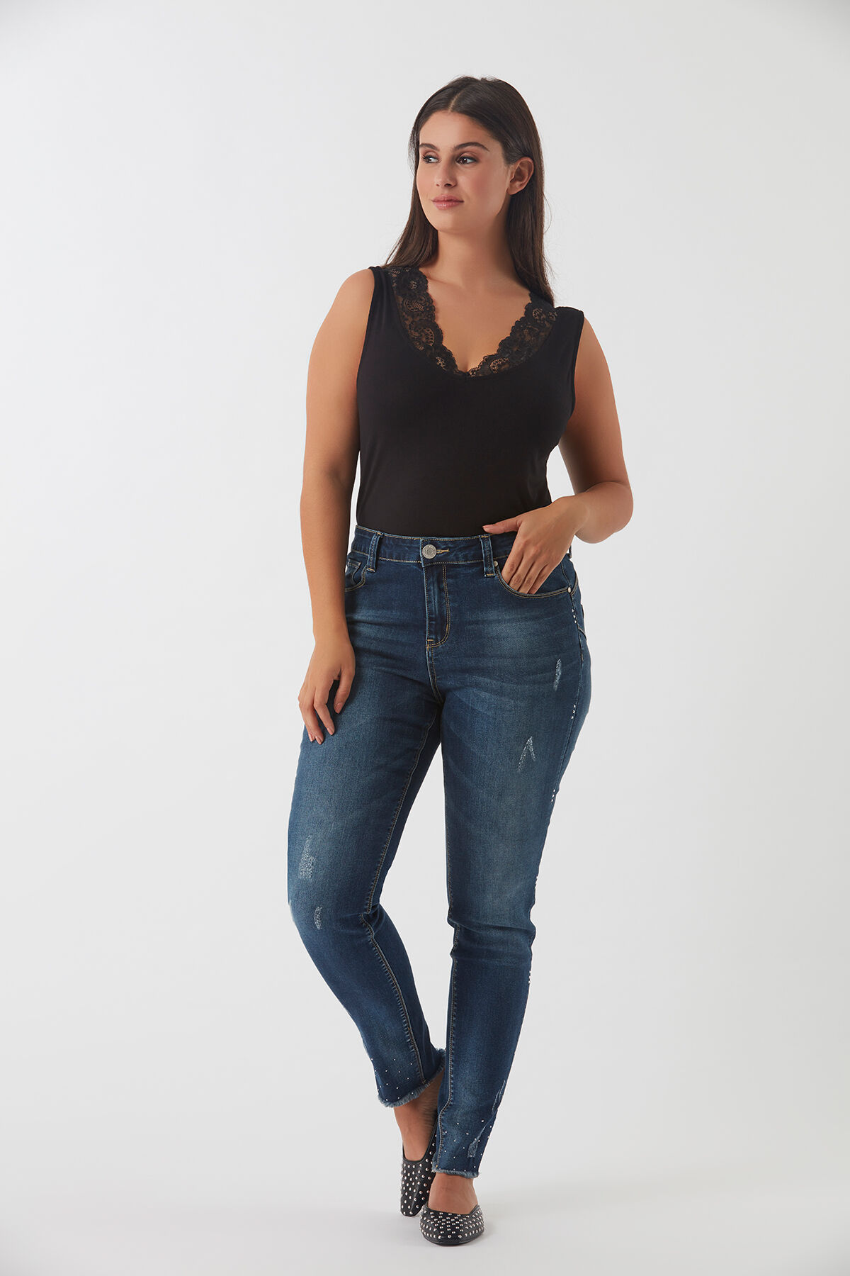 Vaqueros BOTTOM LIFT con brillantes image number 5