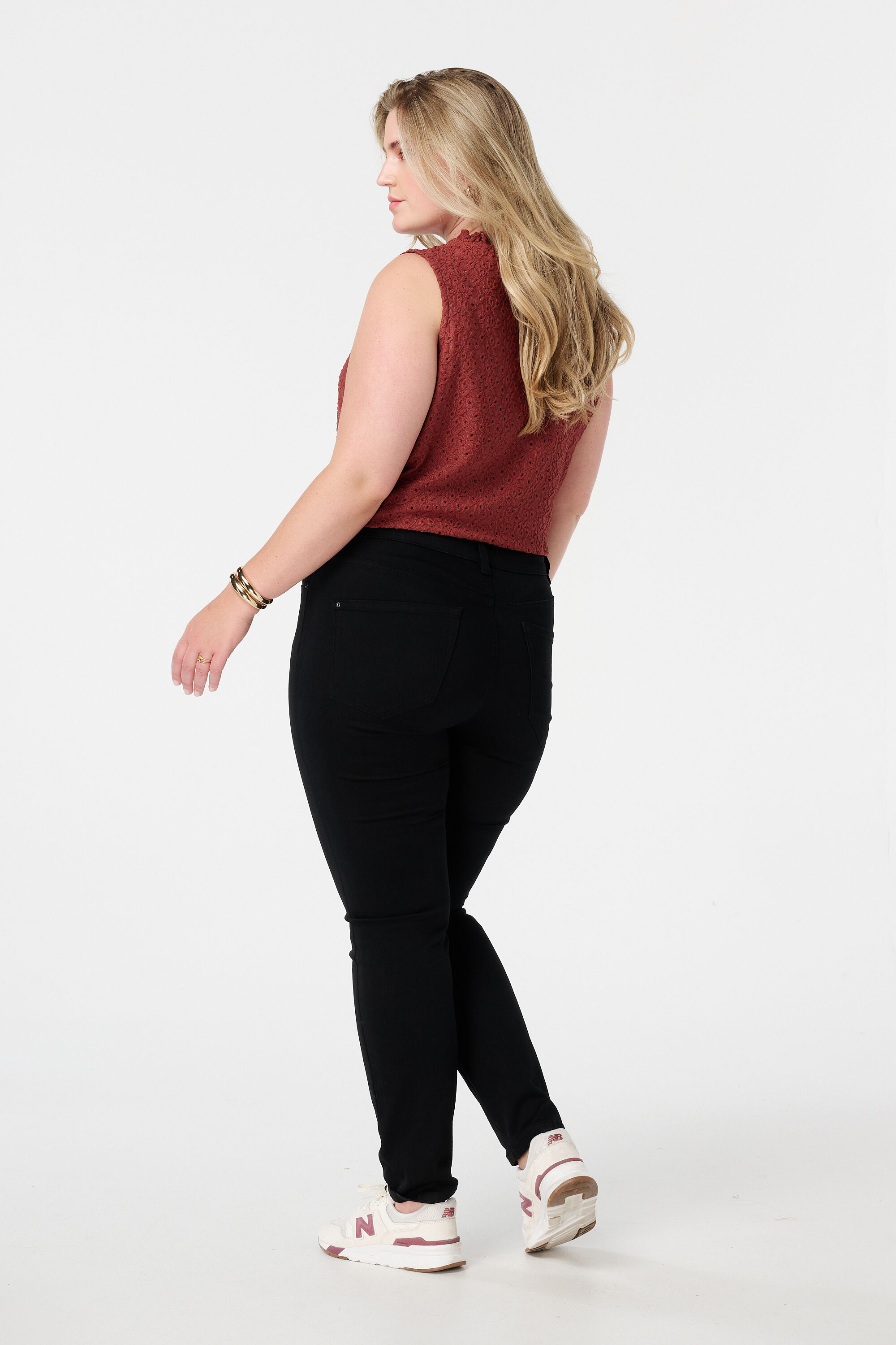 Vaqueros slim IRIS image number 3