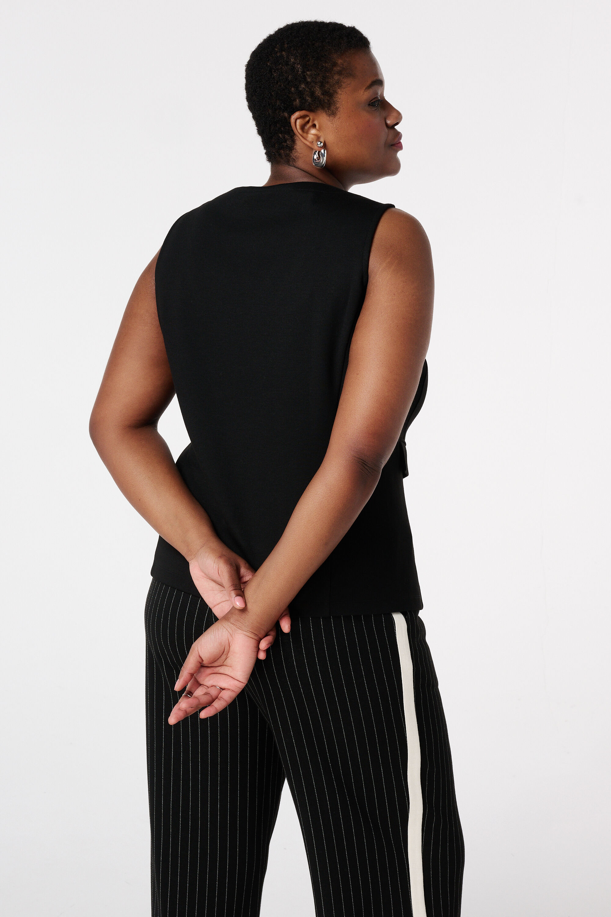 Chaleco de punto image number 3