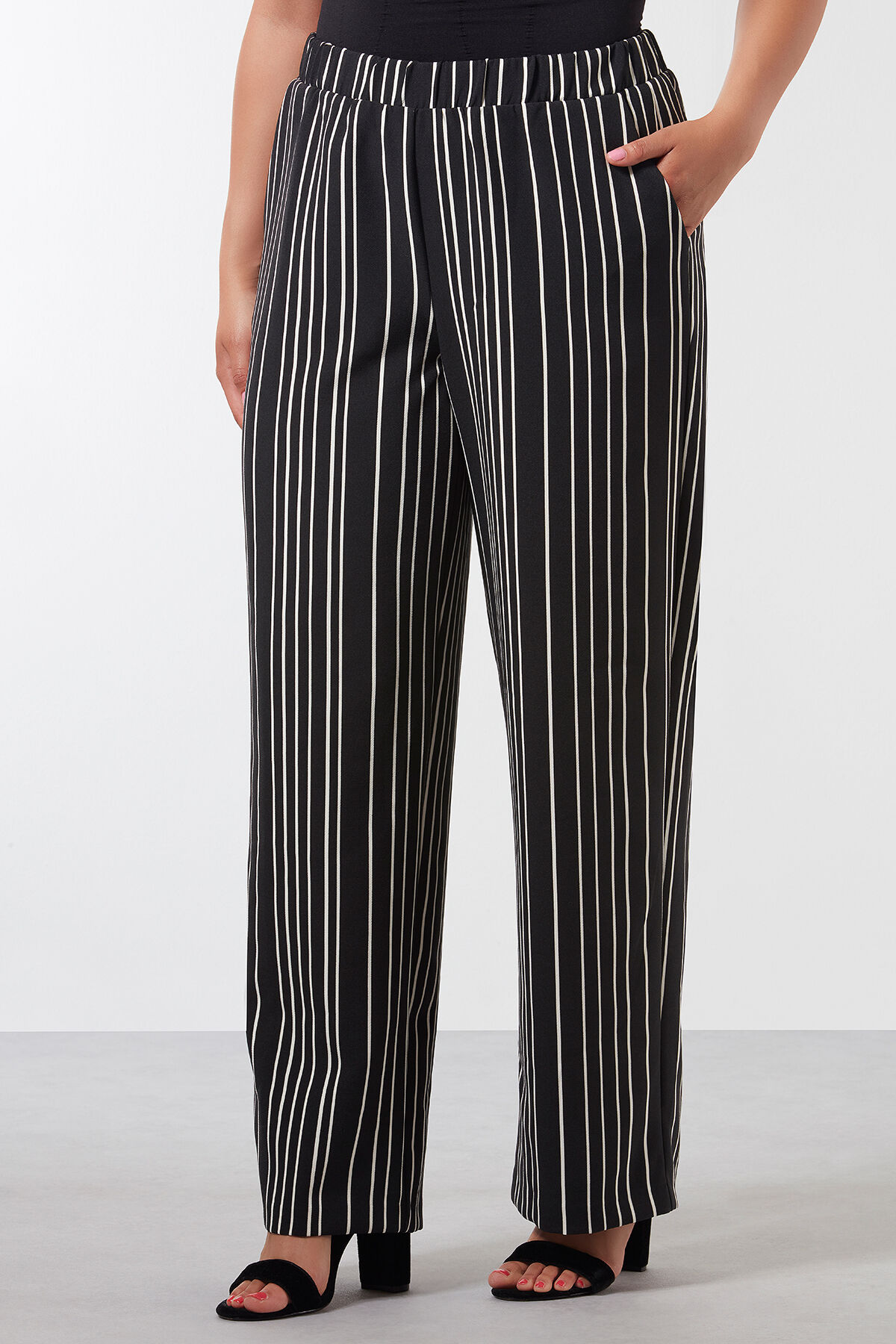 Pantalones a shop rayas anchos