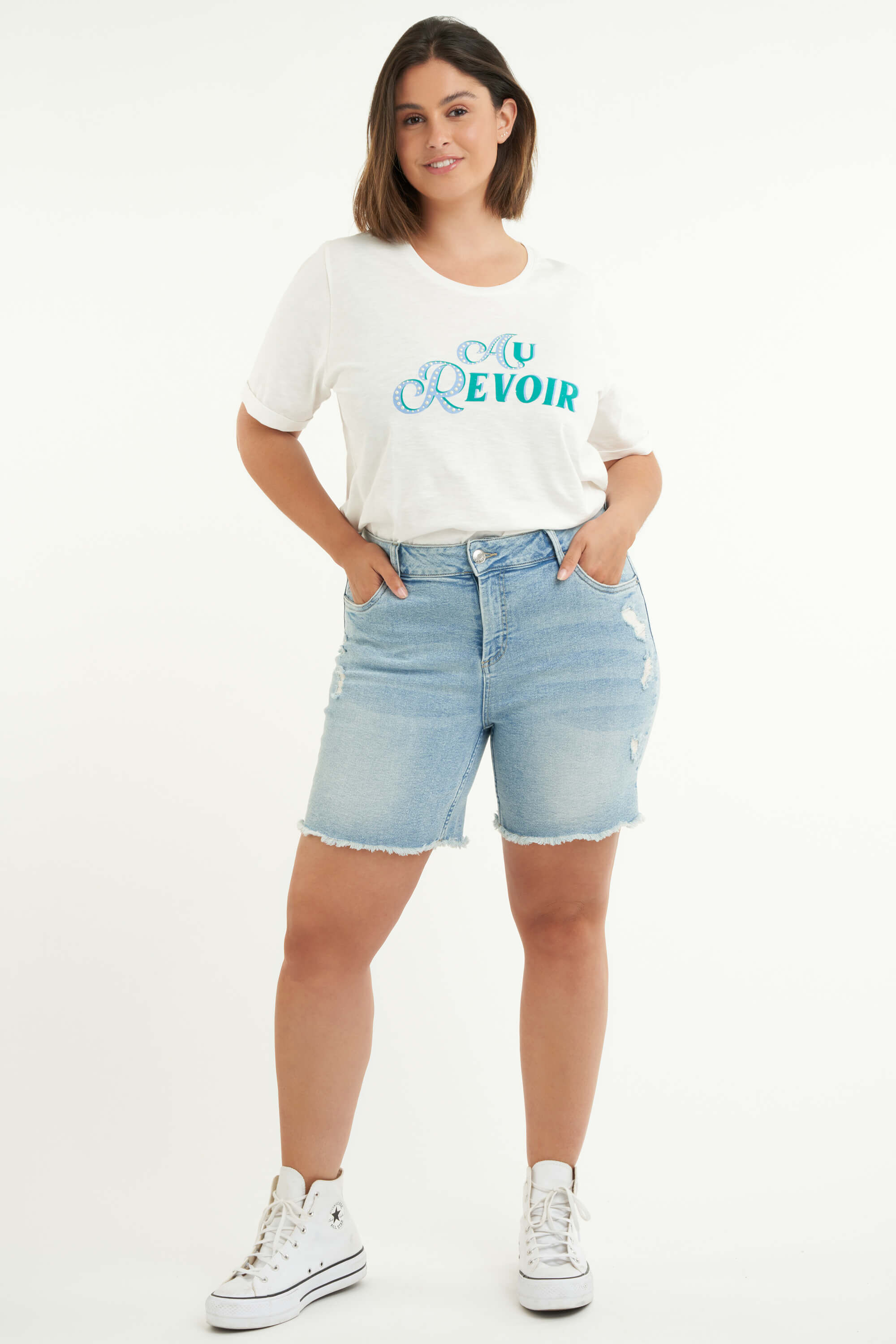 Shorts vaqueros con detalles desgastados image number 5
