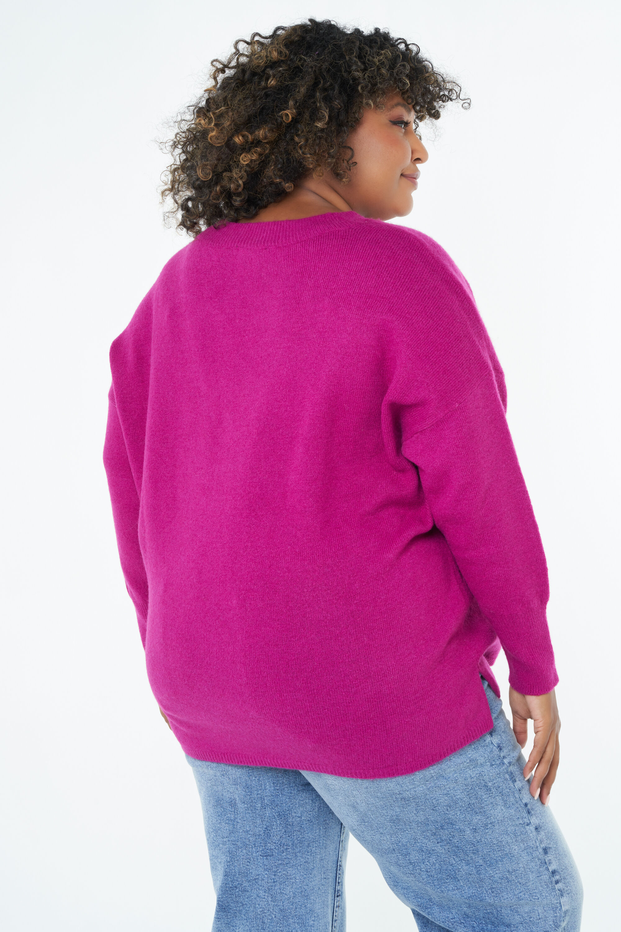 Su&eacute;ter de punto fino con escote en V image number 3