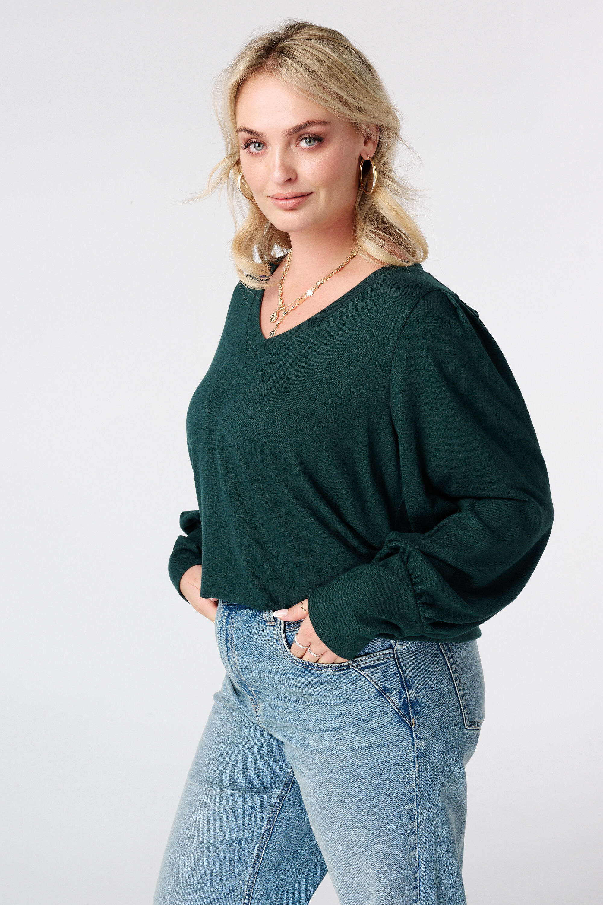 Sudadera con mangas abullonadas