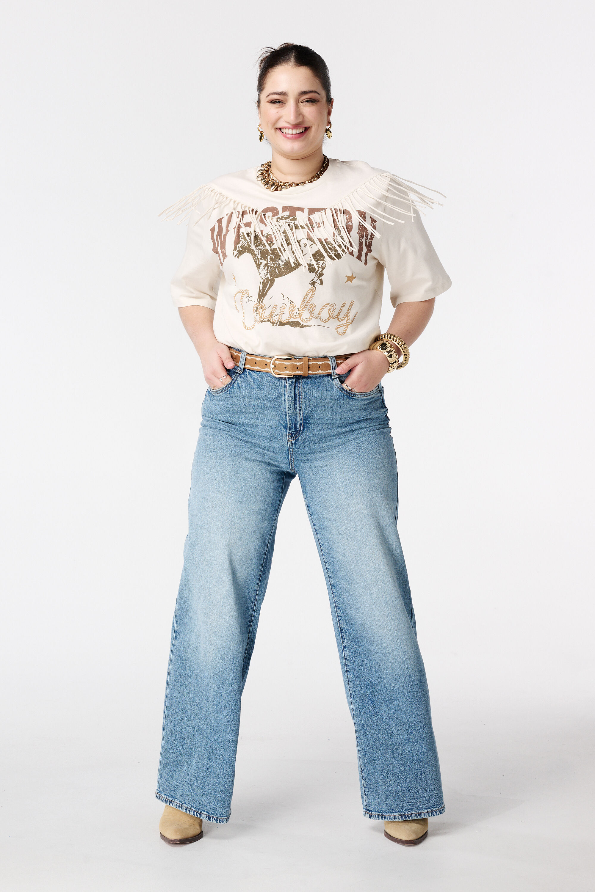 Camiseta estilo western con flecos image number 5