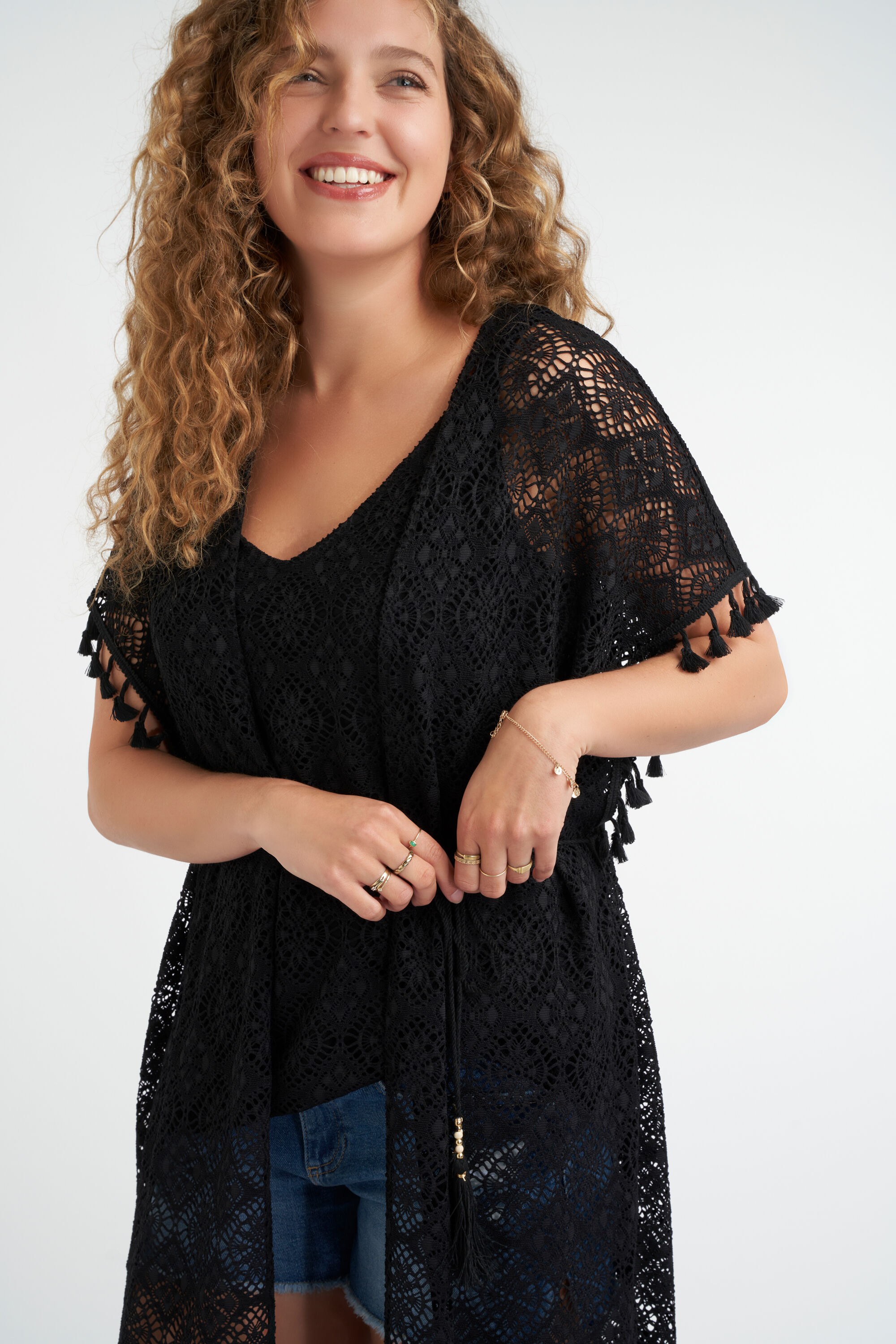 Caft&aacute;n largo de encaje. image number 5