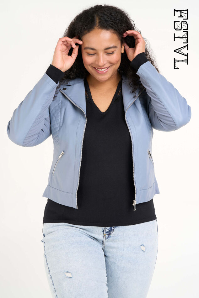 Chaqueta de cuero sintético  image number 0