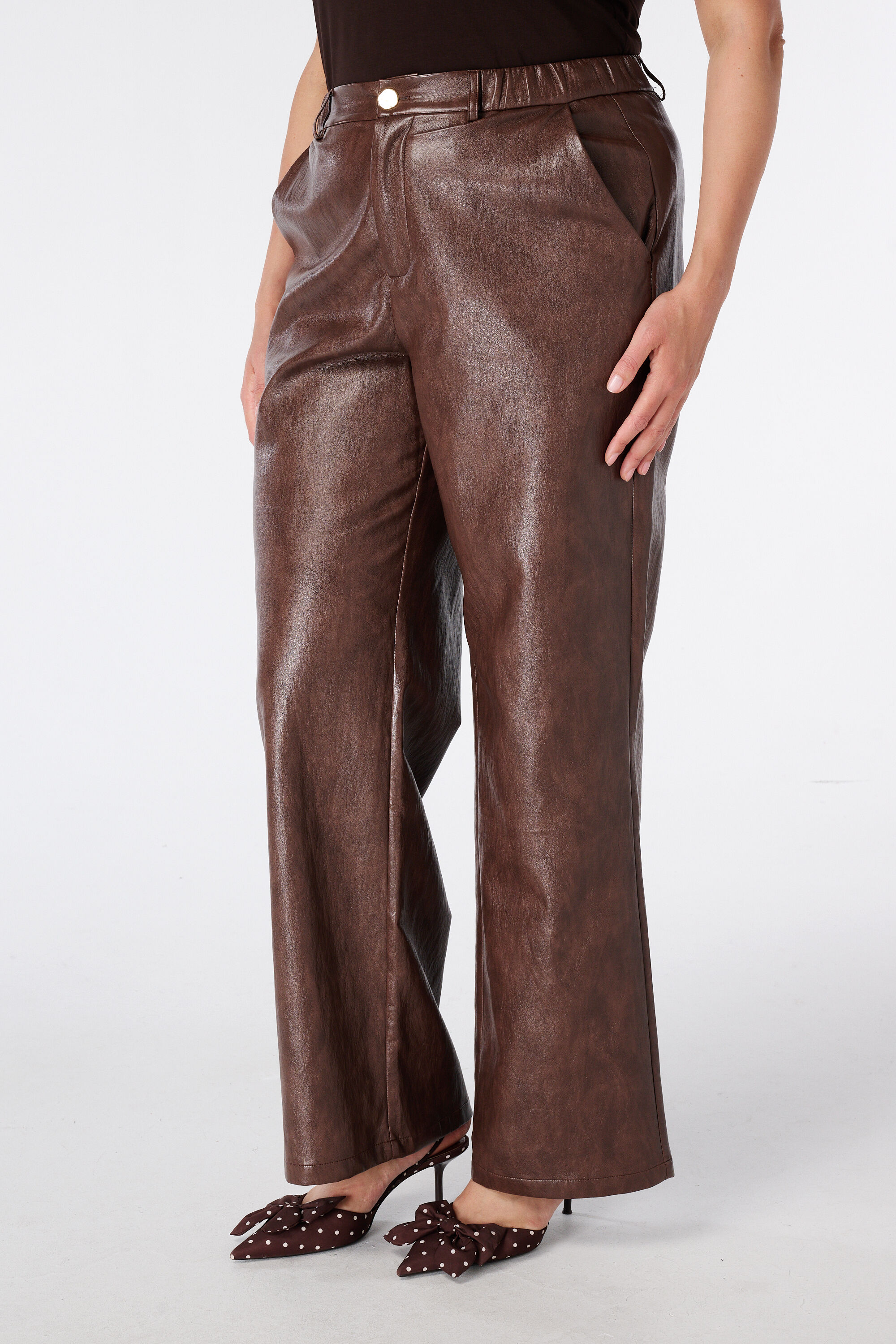 Pantal&oacute;n de pernera recta image number 5