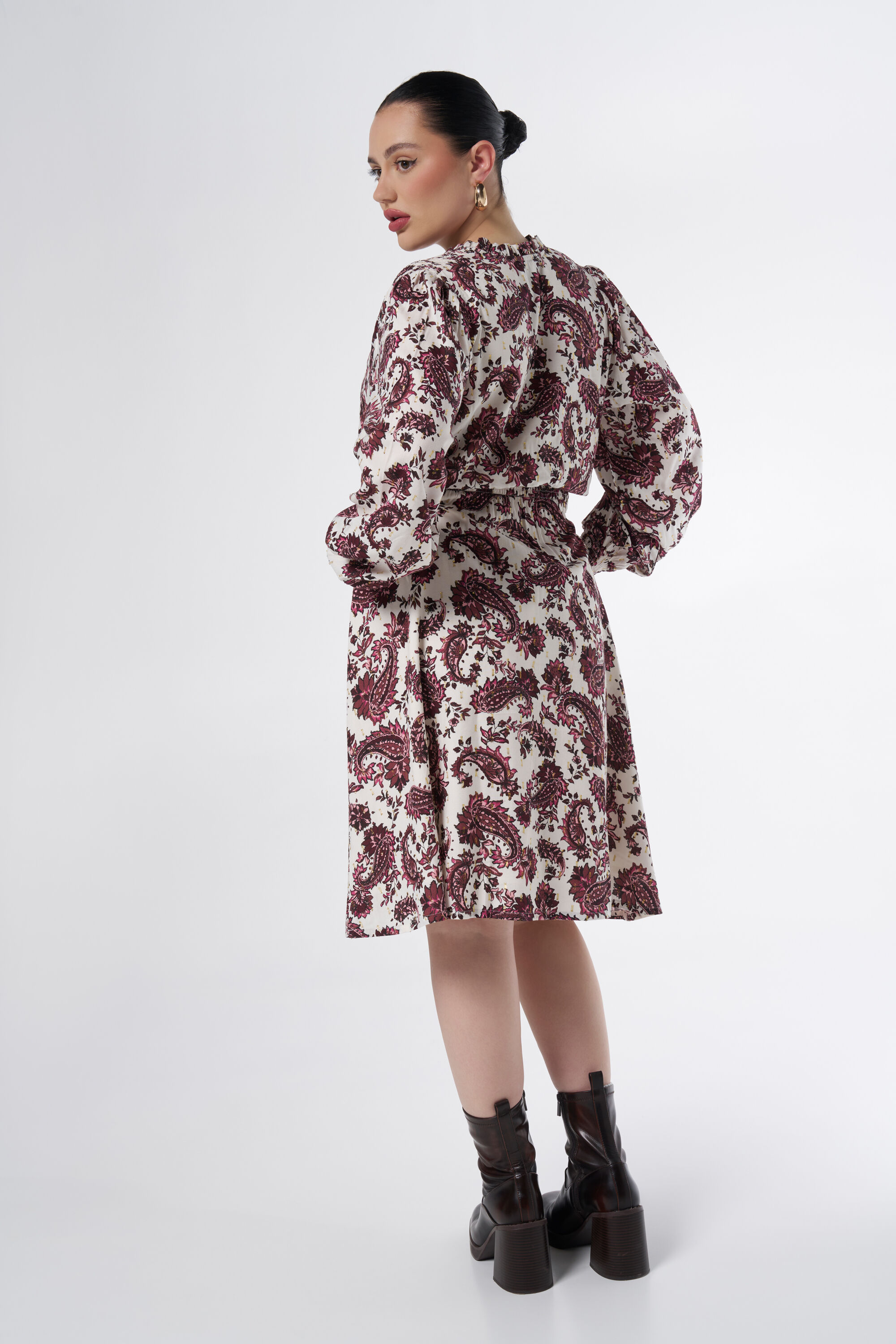 Vestido con estampado image number 3