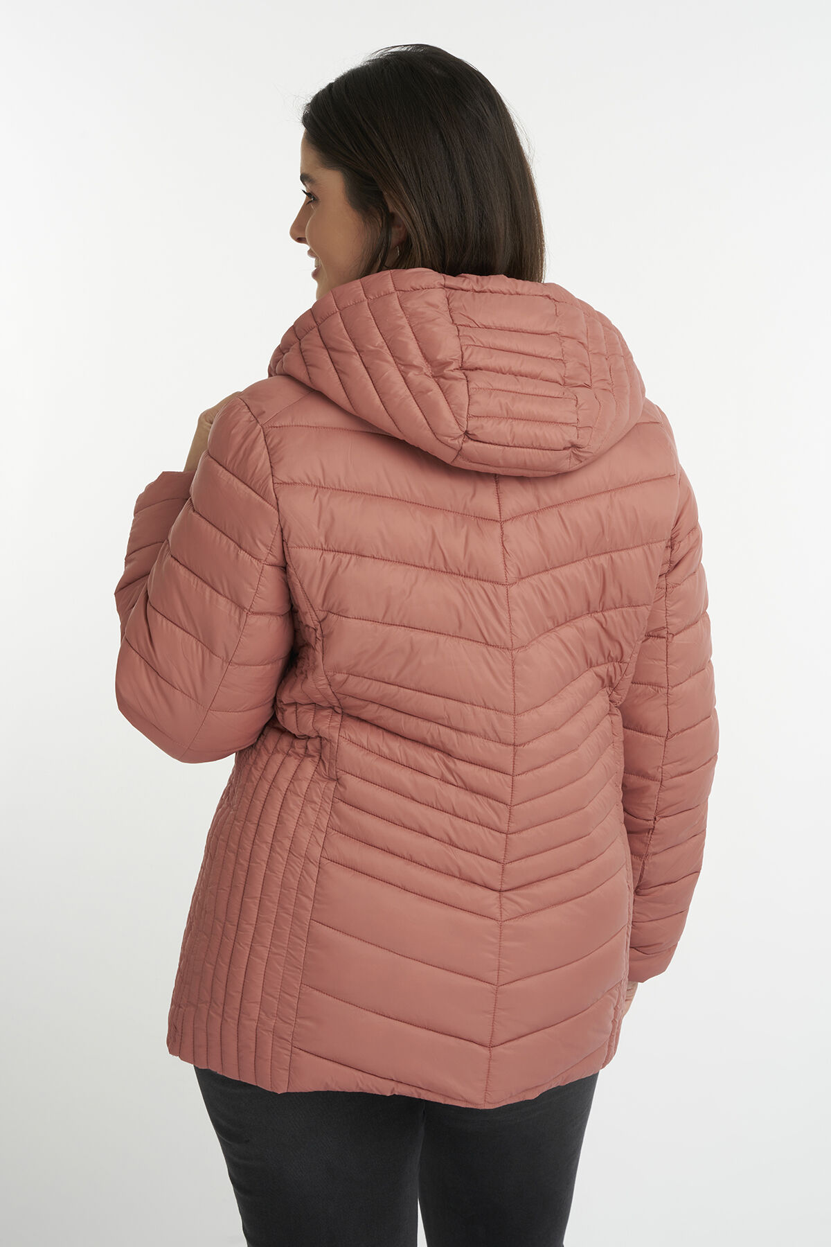 Chaqueta acolchada con capucha  image number 3