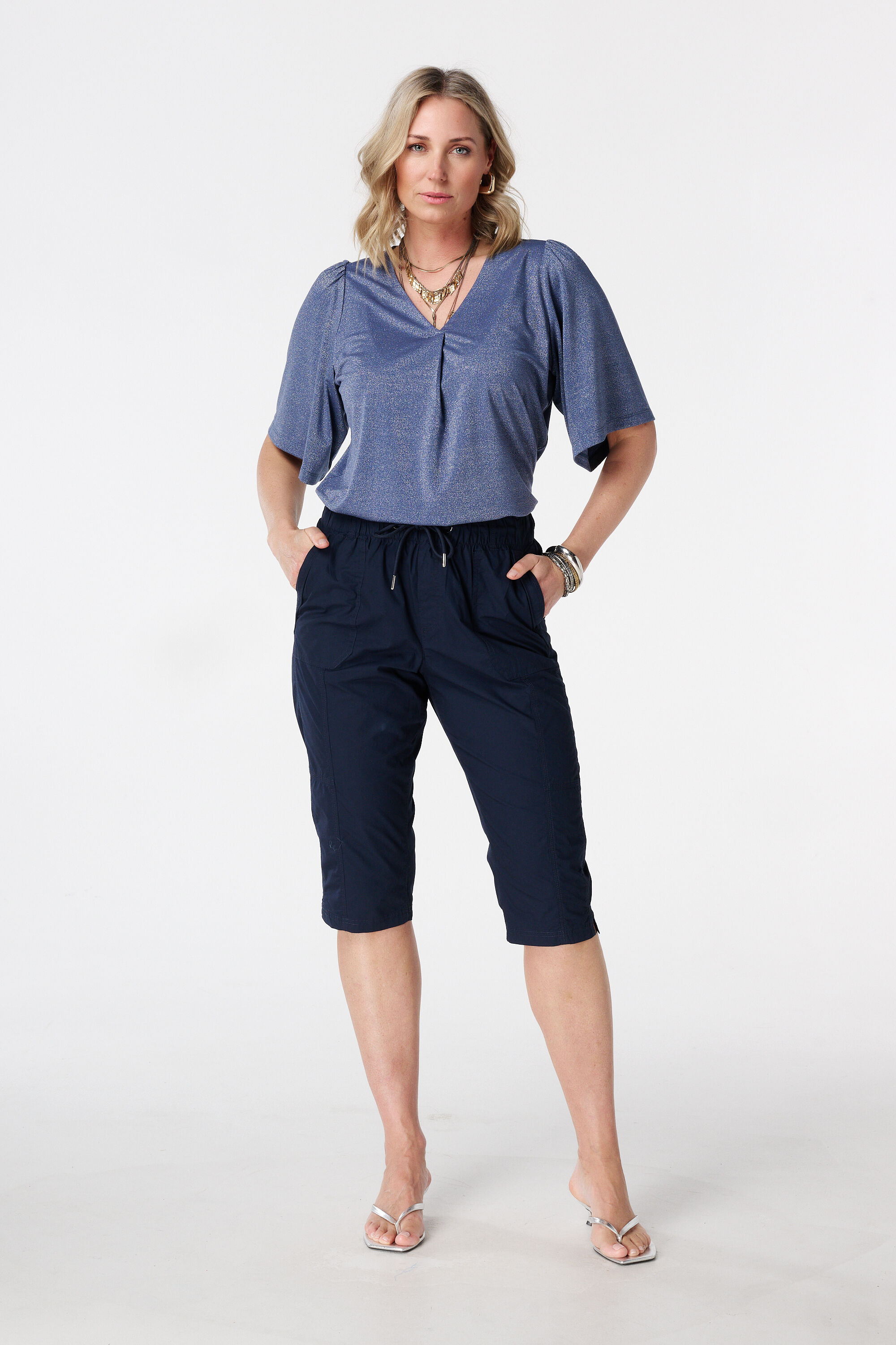 Pantal&oacute;n capri con cintura el&aacute;stica