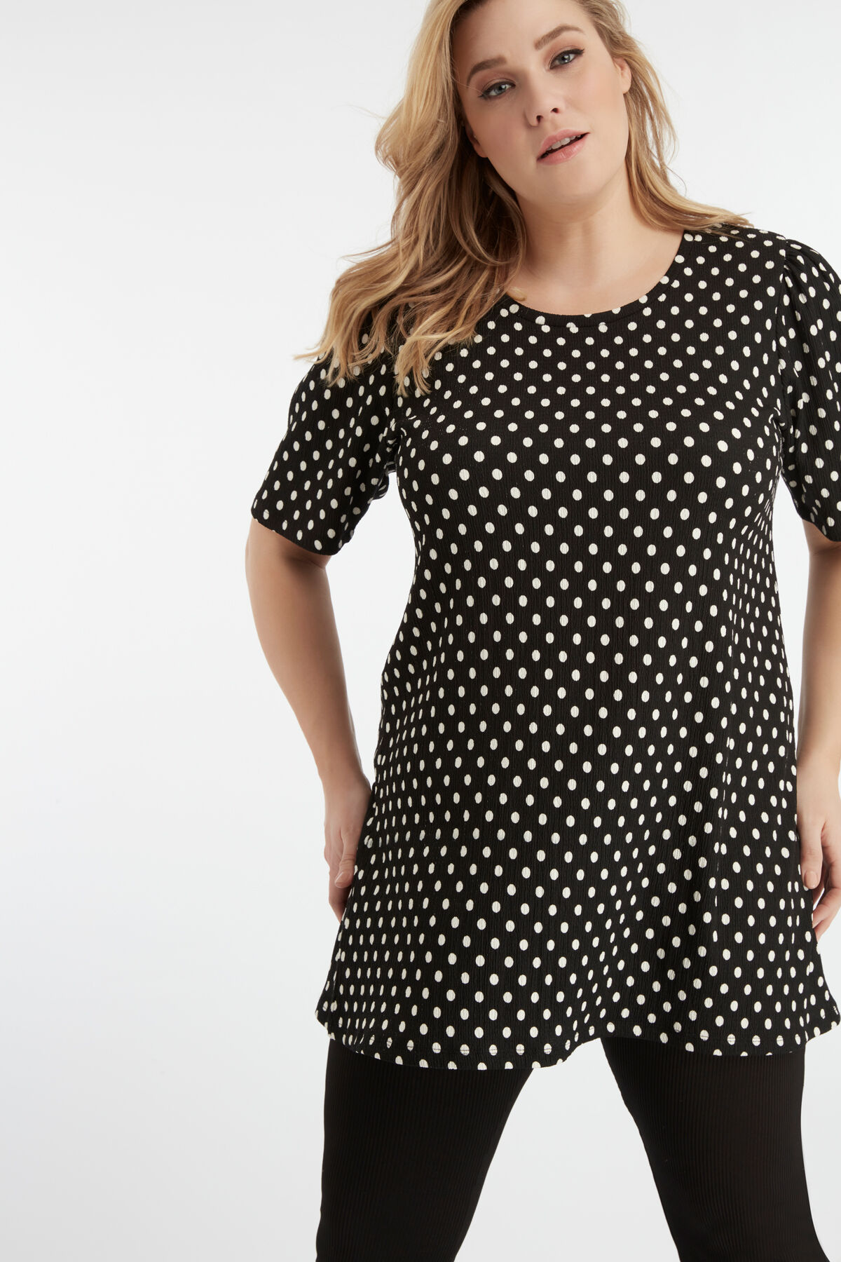 Camiseta larga estampada image number 3