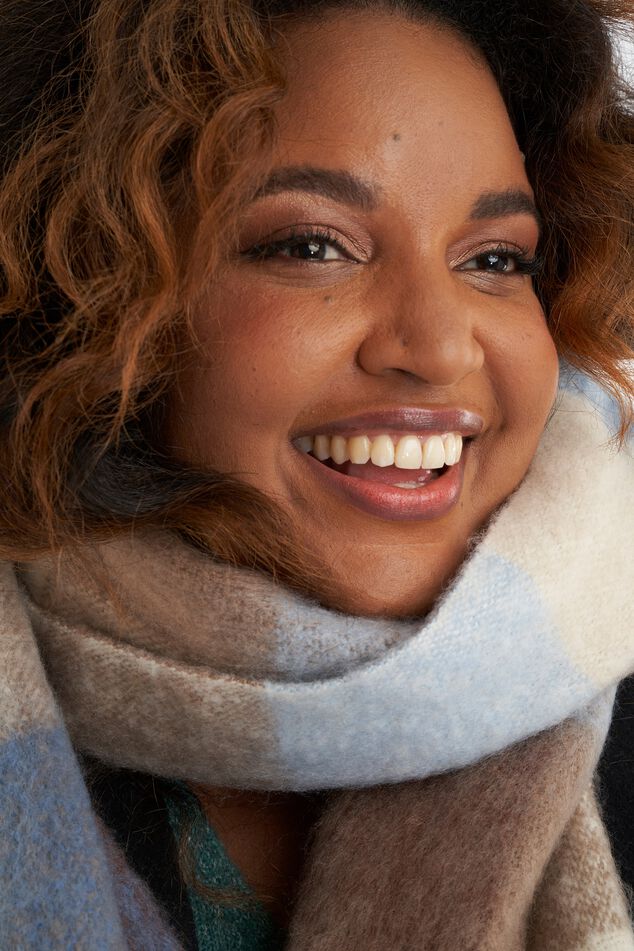 Bufanda de cuadros image number 0