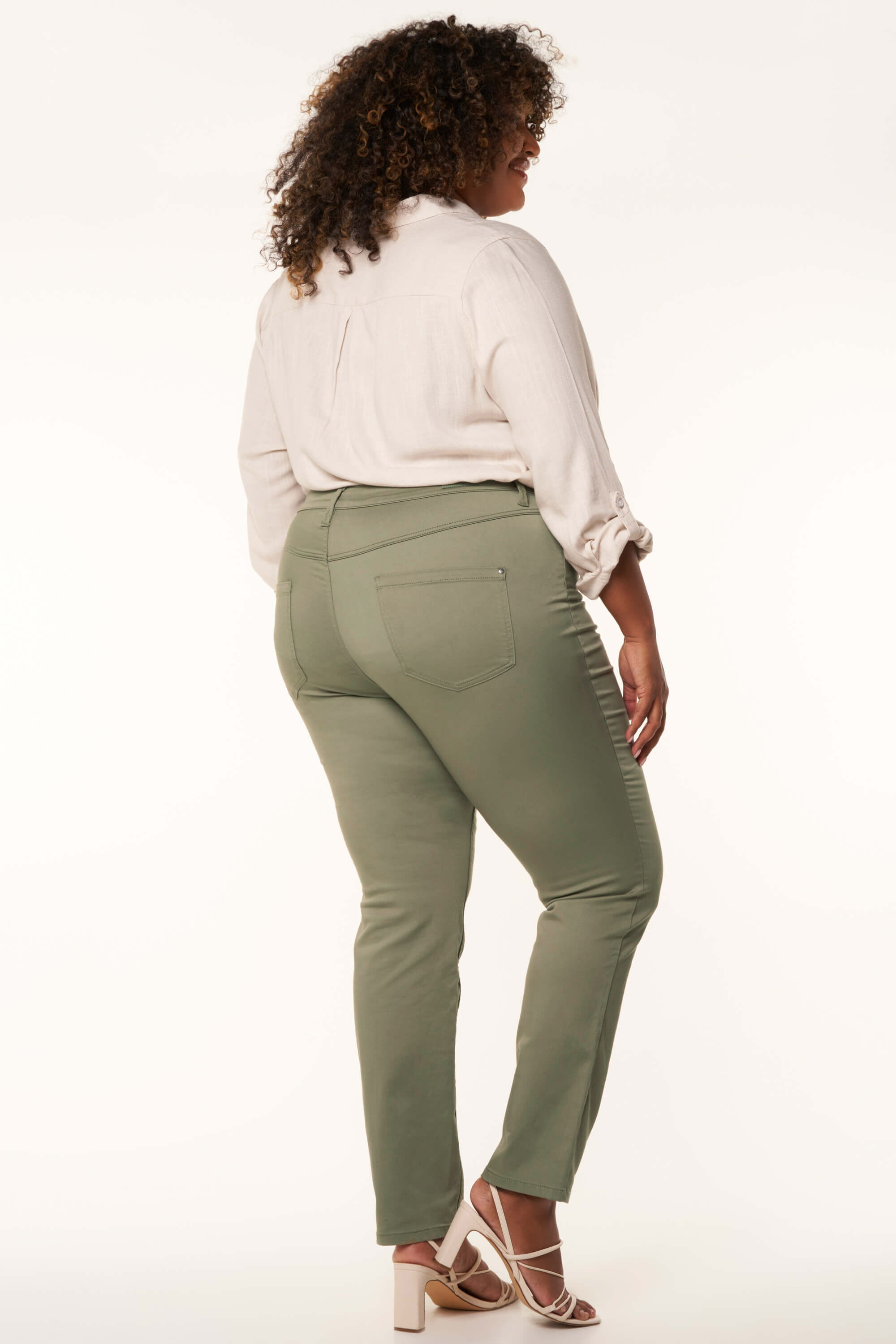 Pantalon de corte recto SLIMS image number 3