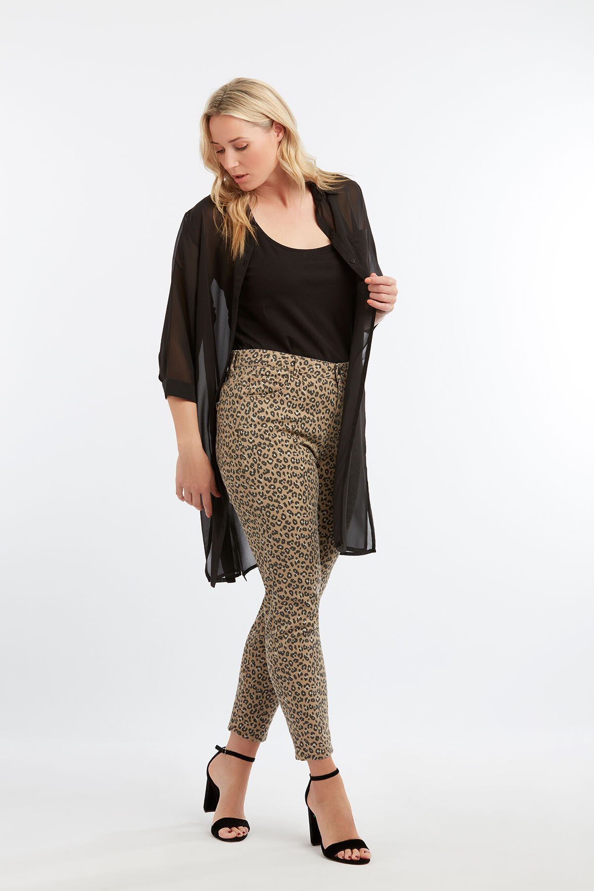 Pantalones de animal image number 3