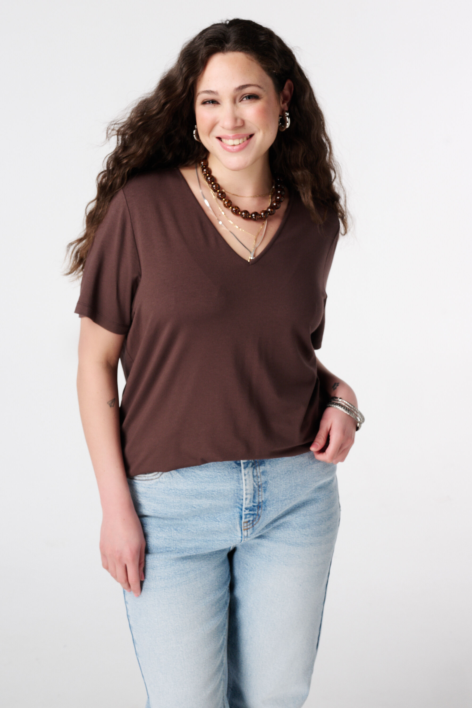 Camiseta con escote en V