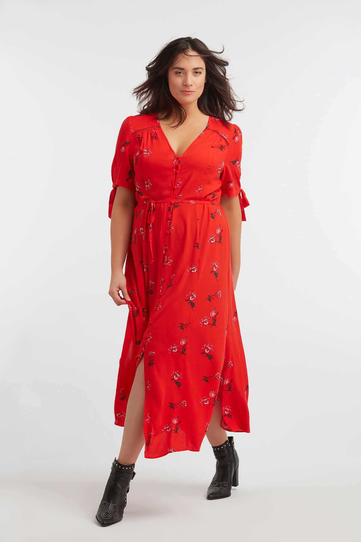 Vestido de flores con botones image number 4