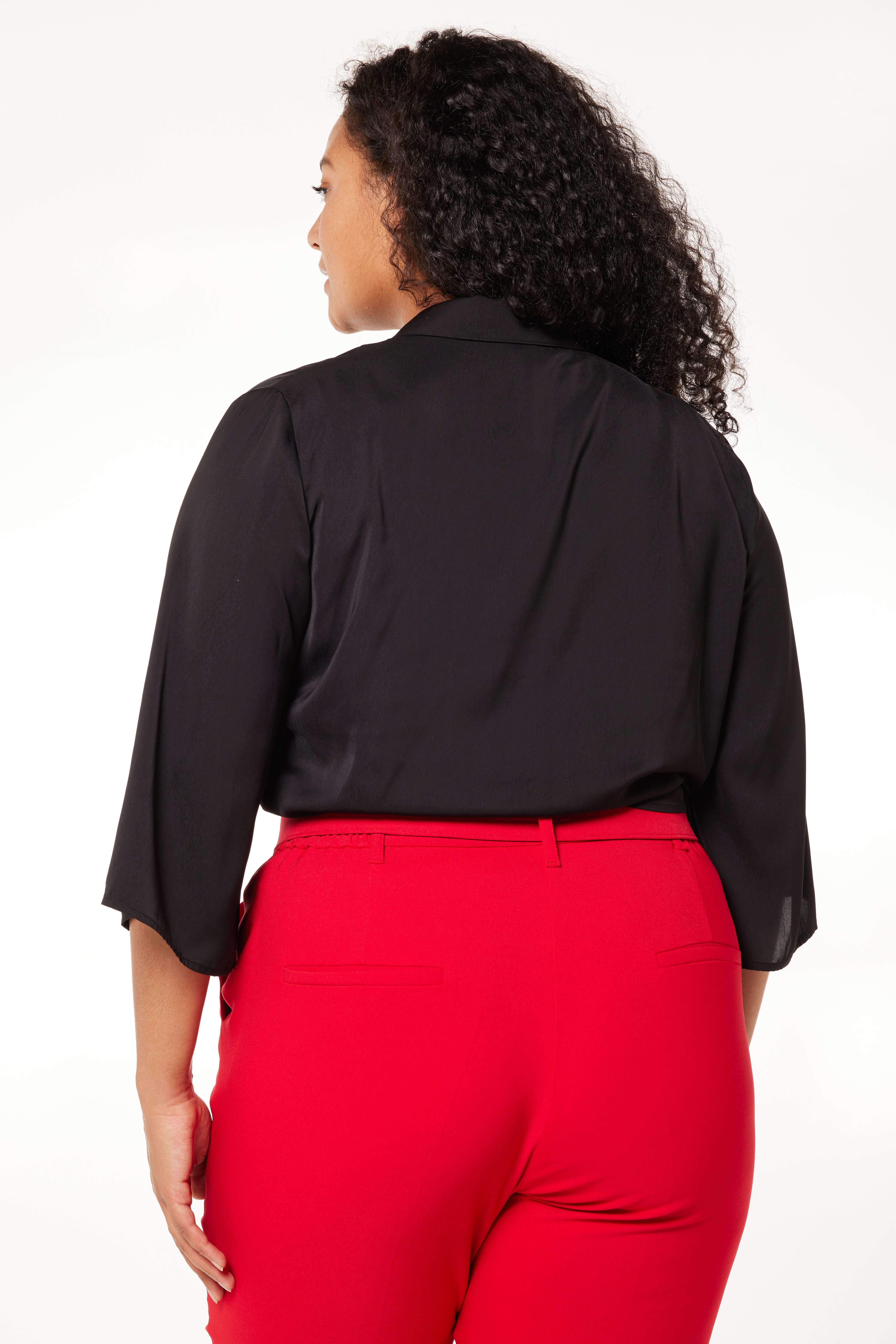 Blusa con lazada image number 3