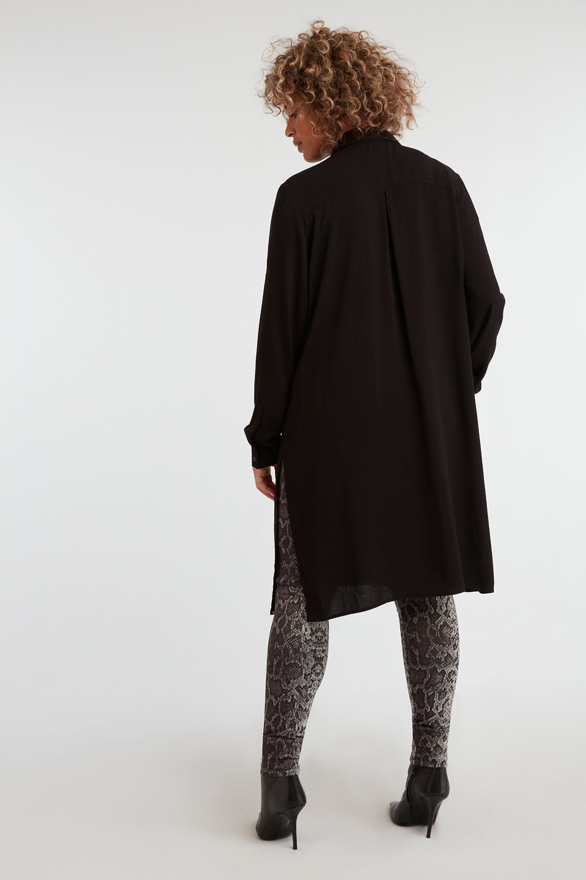 Blusa larga image number 4